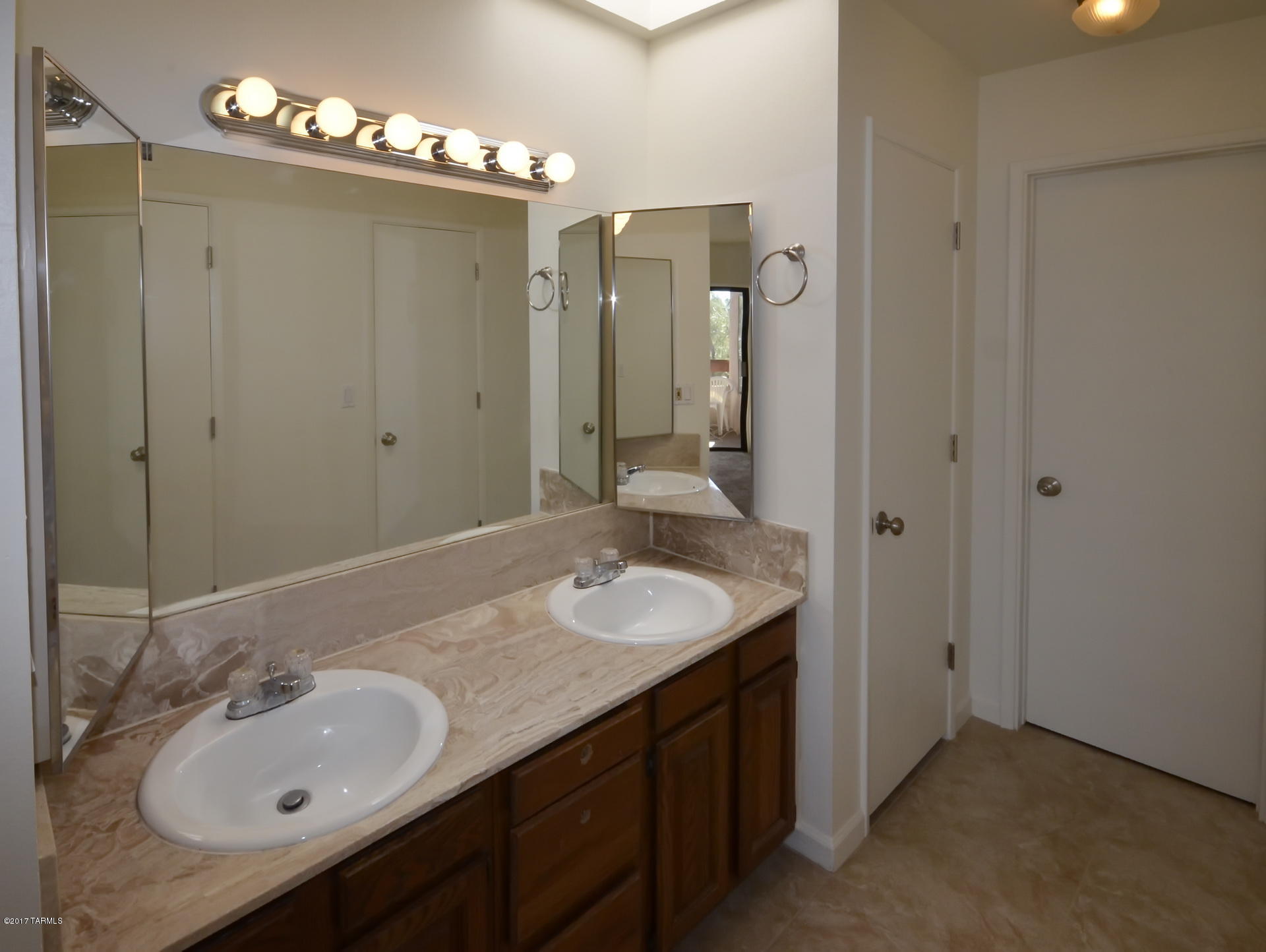 Linden Place Condos (1-34) - Residential