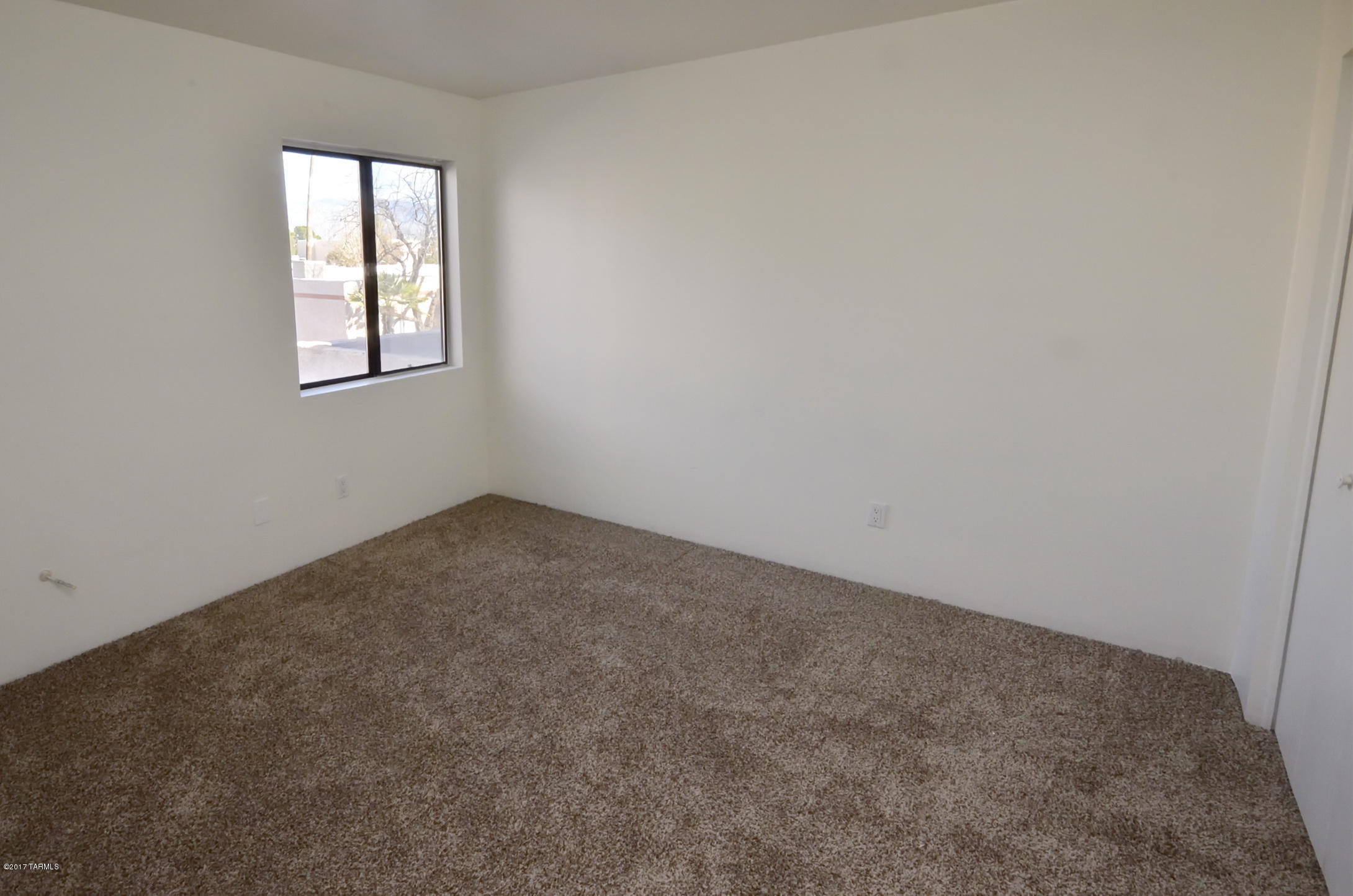 Linden Place Condos (1-34) - Residential