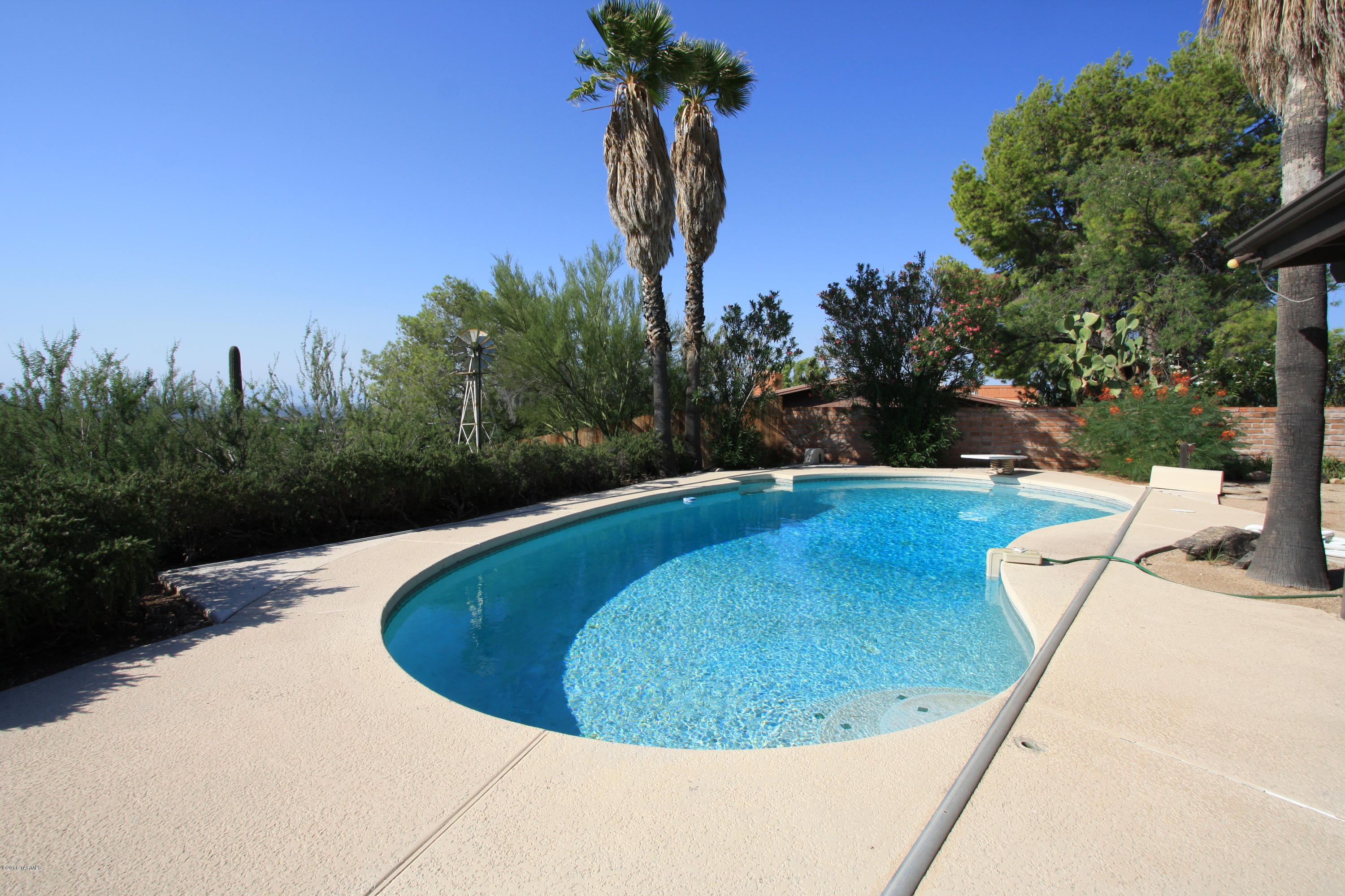 The Foothills (1-37) - Residential Lease