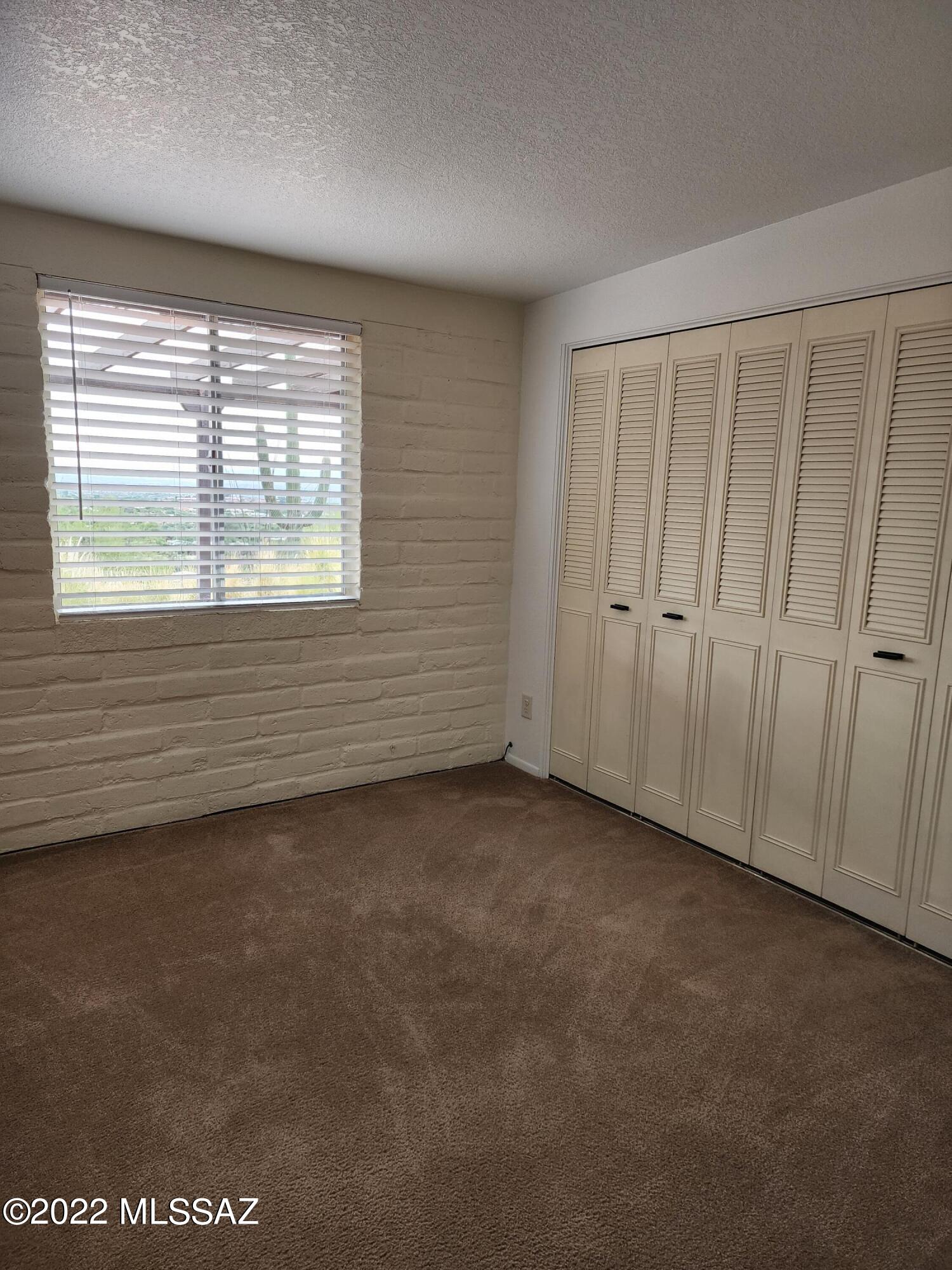 The Foothills (1-37) - Residential Lease