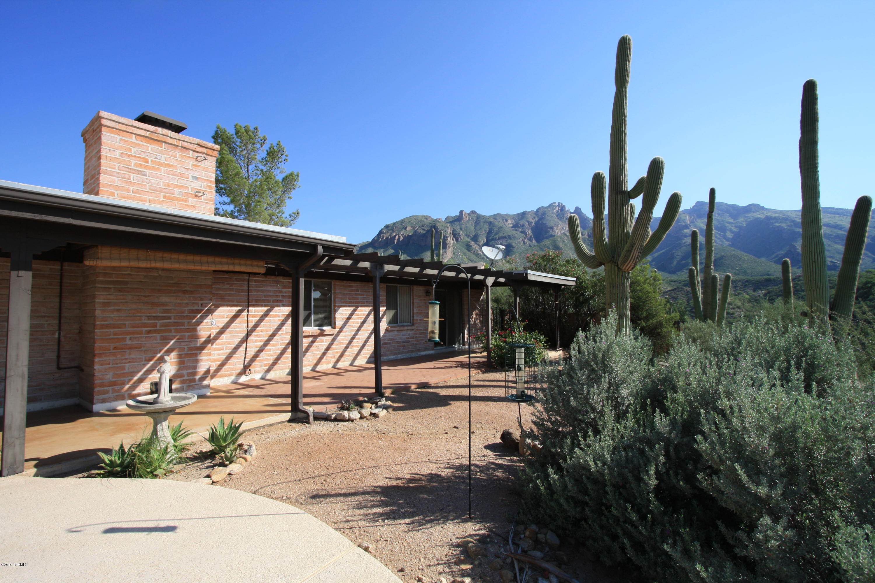The Foothills (1-37) - Residential Lease
