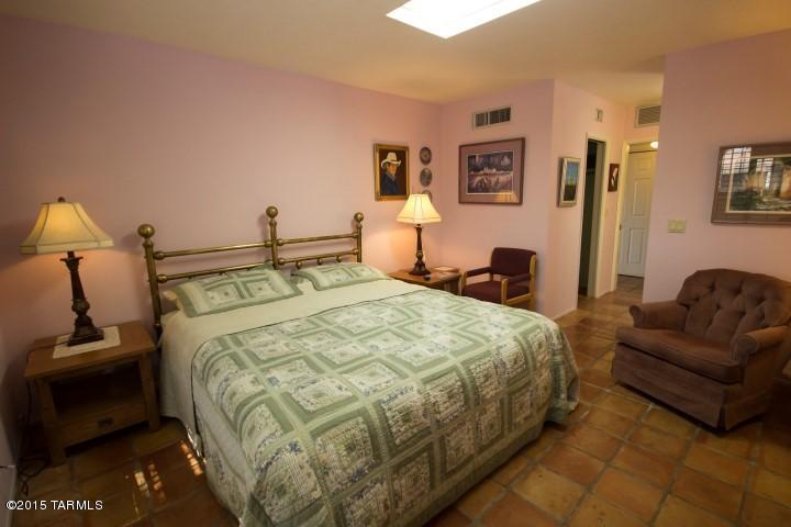 Santiago Villas (1-67) - Residential