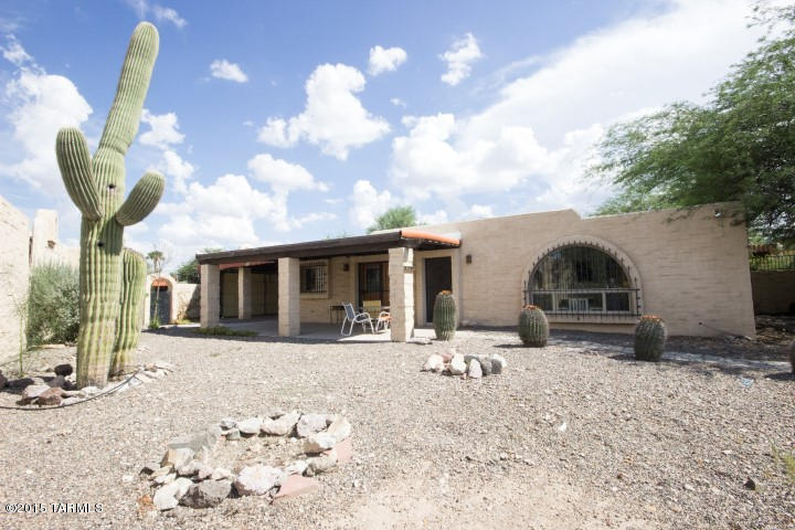 Santiago Villas (1-67) - Residential