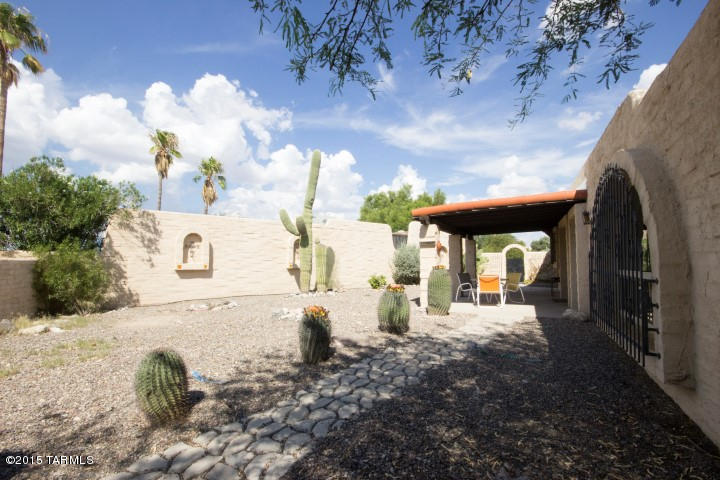 Santiago Villas (1-67) - Residential