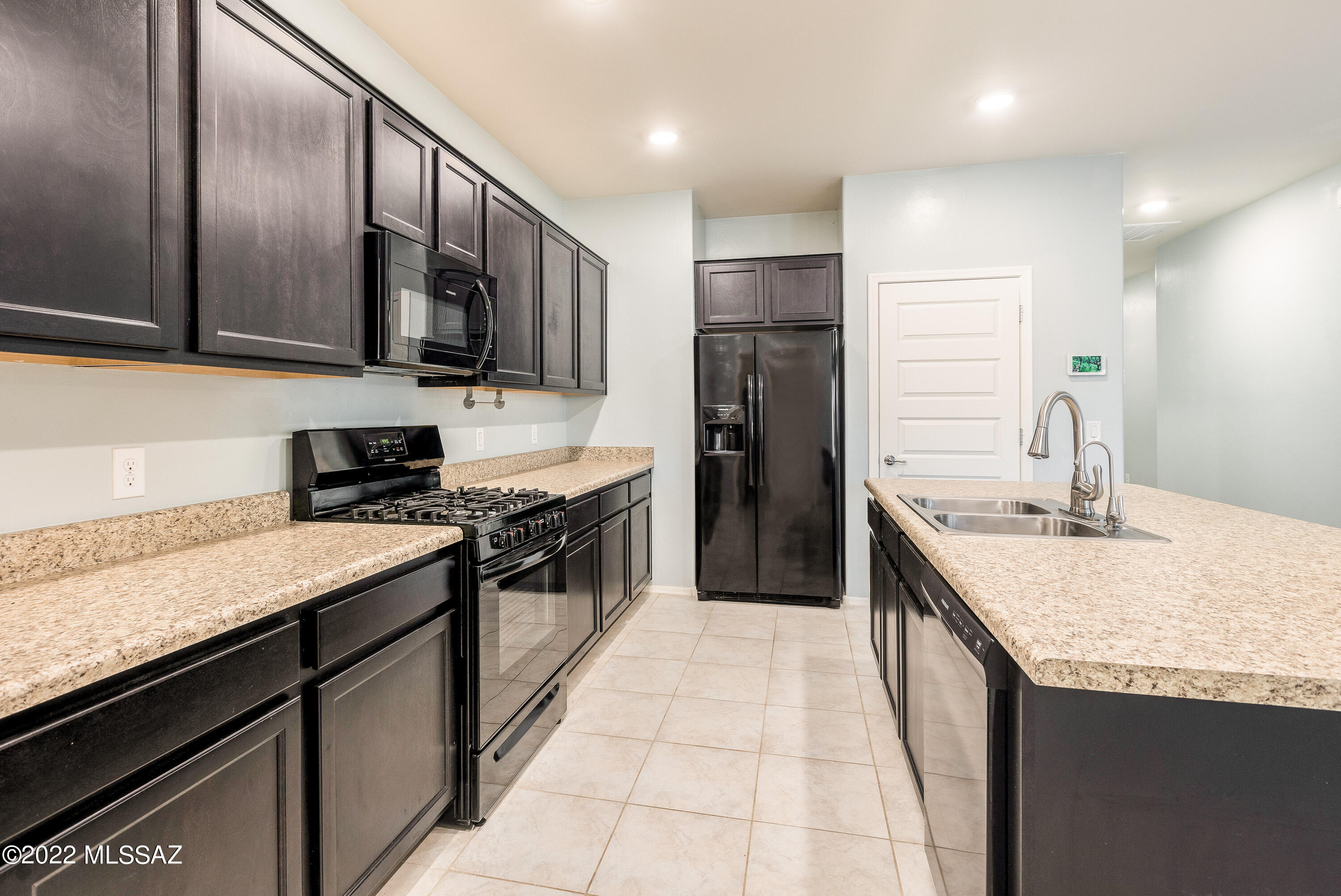 Saguaro Bloom SQ20180540069 - Residential