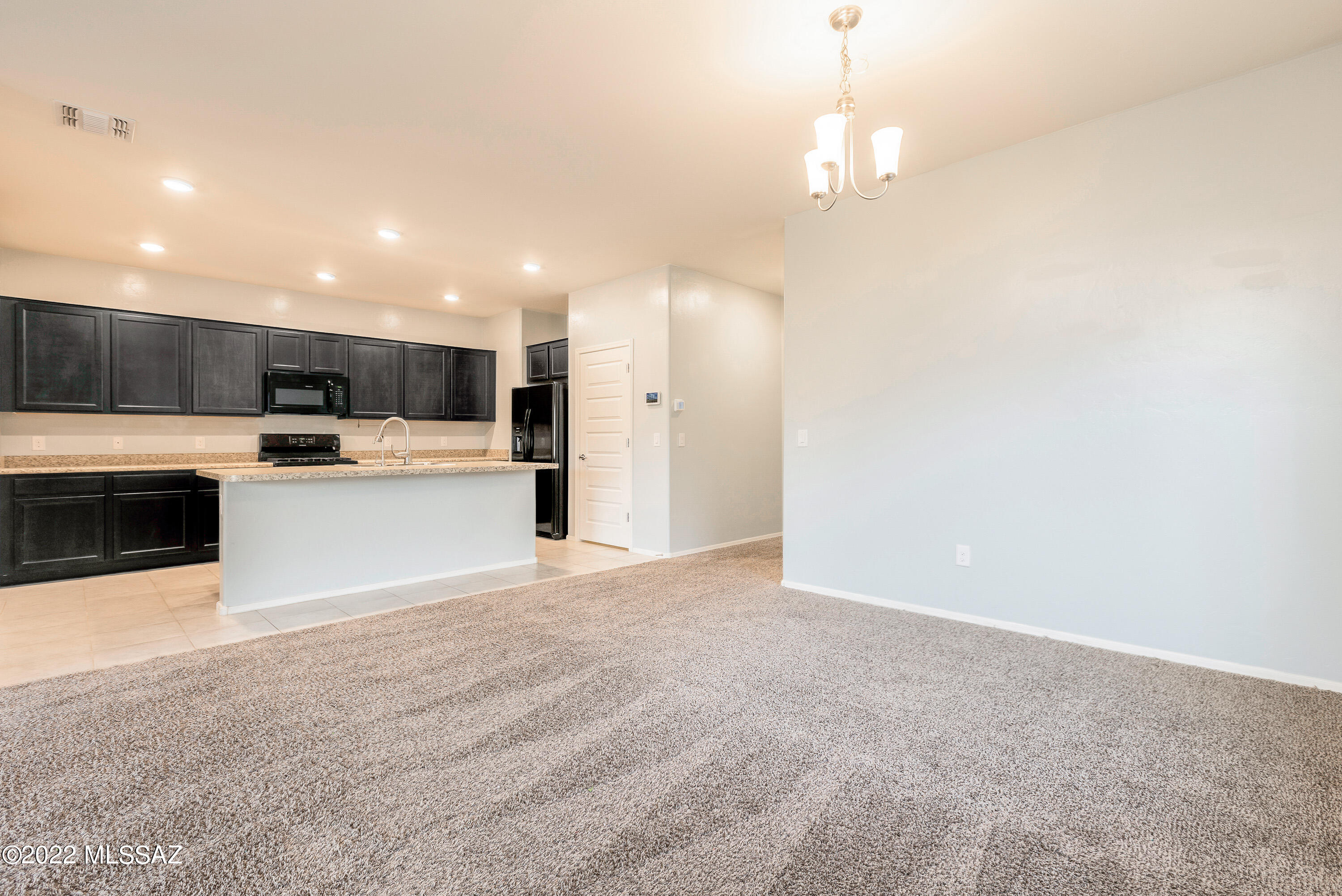 Saguaro Bloom SQ20180540069 - Residential