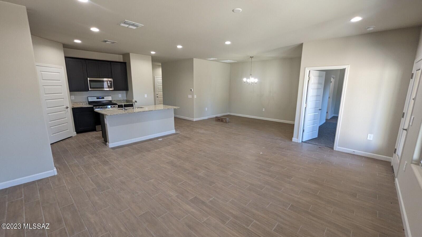 Saguaro Bloom 7A - Residential