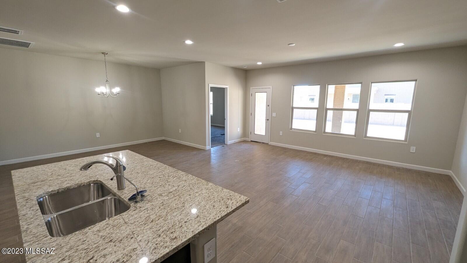 Saguaro Bloom 7A - Residential