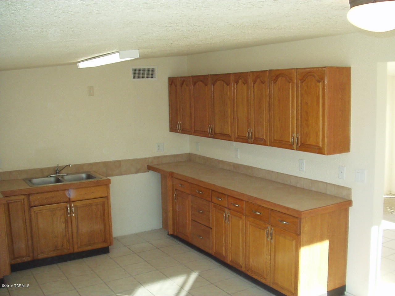 Craycroft - Residential Lease