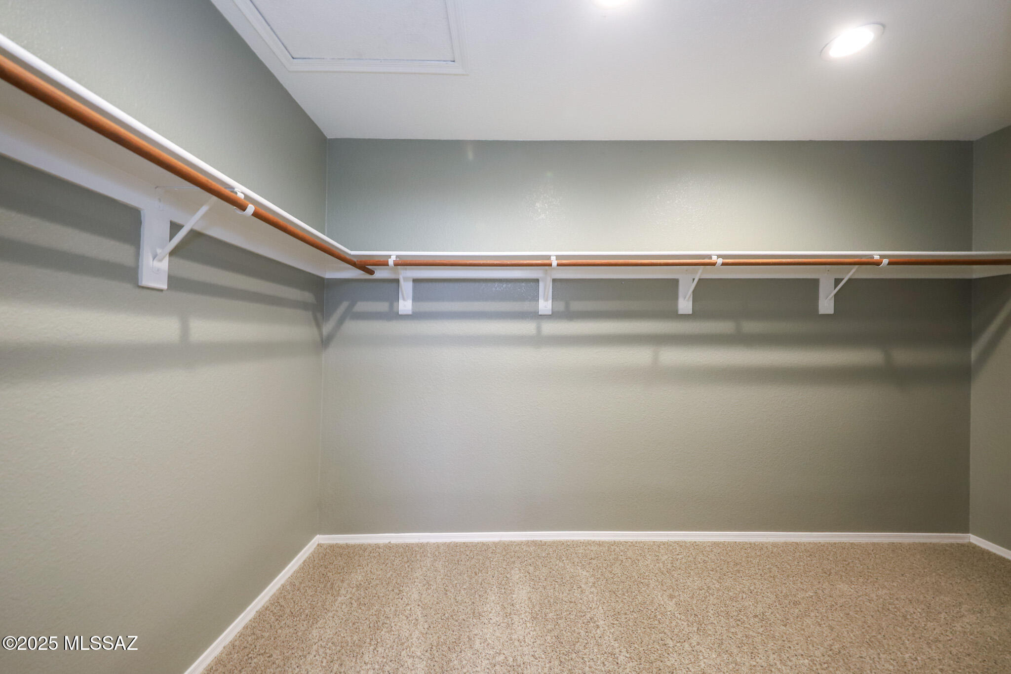 Silver Creek (1-288) - Residential Lease