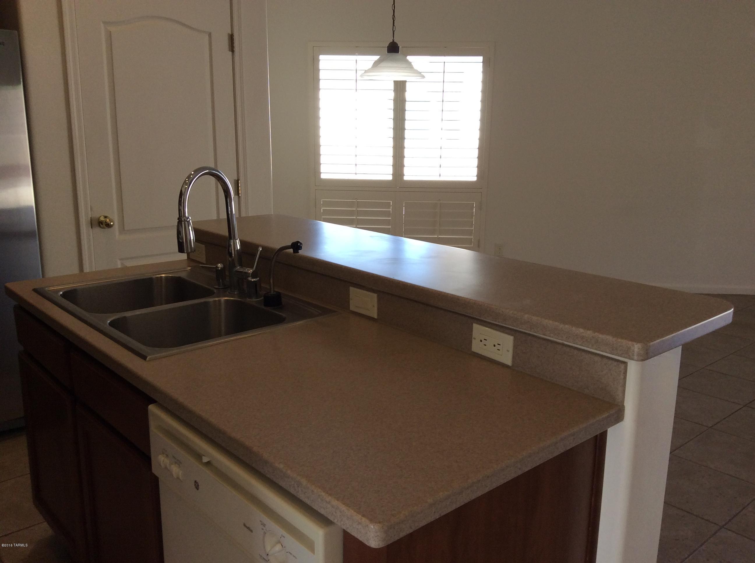 Rancho Vistoso Sunset Ridge II Neighborhood 10 - Residential Lease
