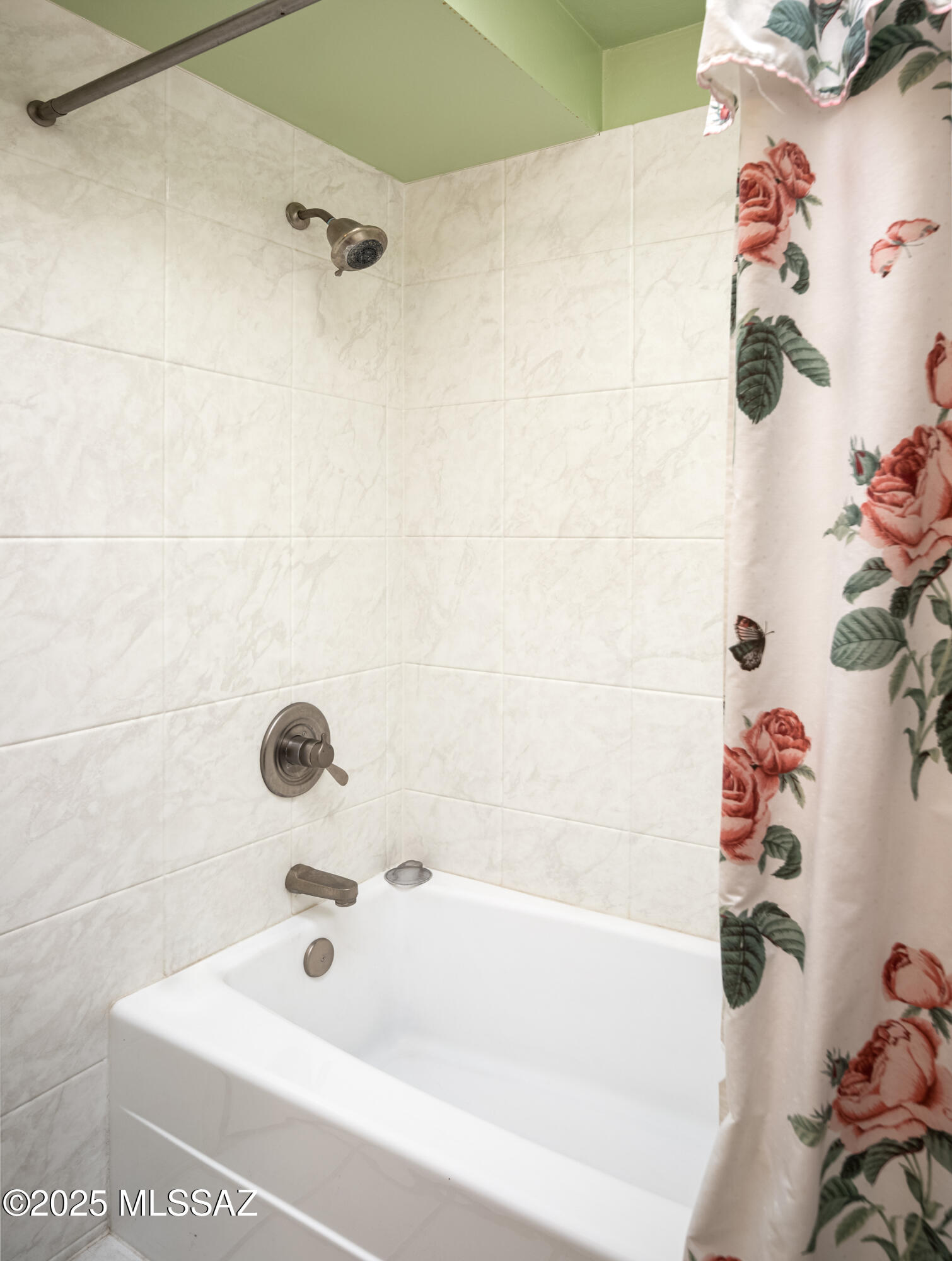 Whispering Hills (1-48) - Residential