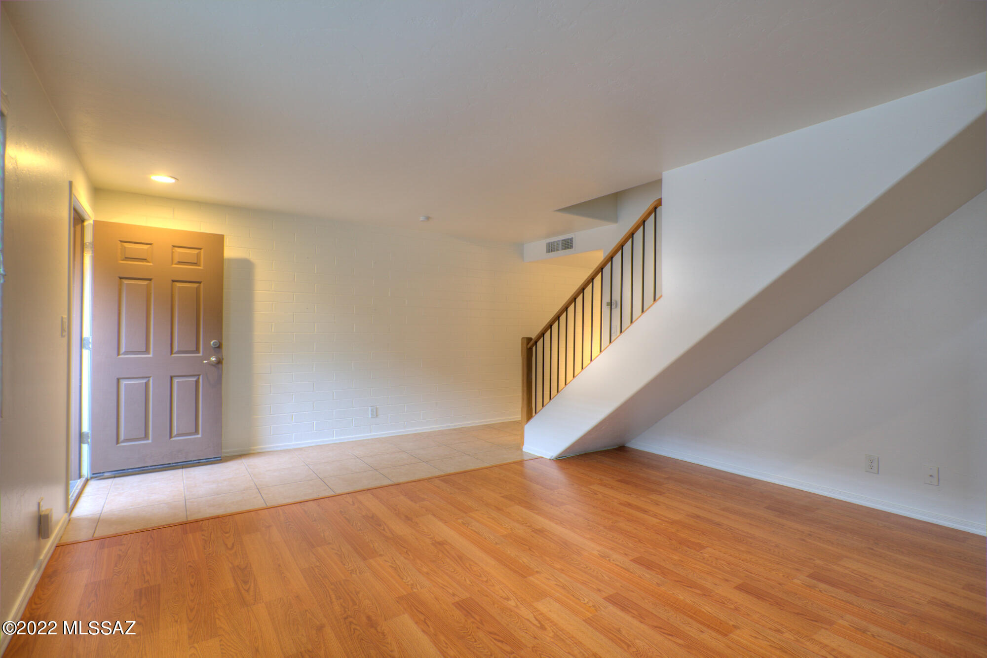 Villa Venice Condos - Residential