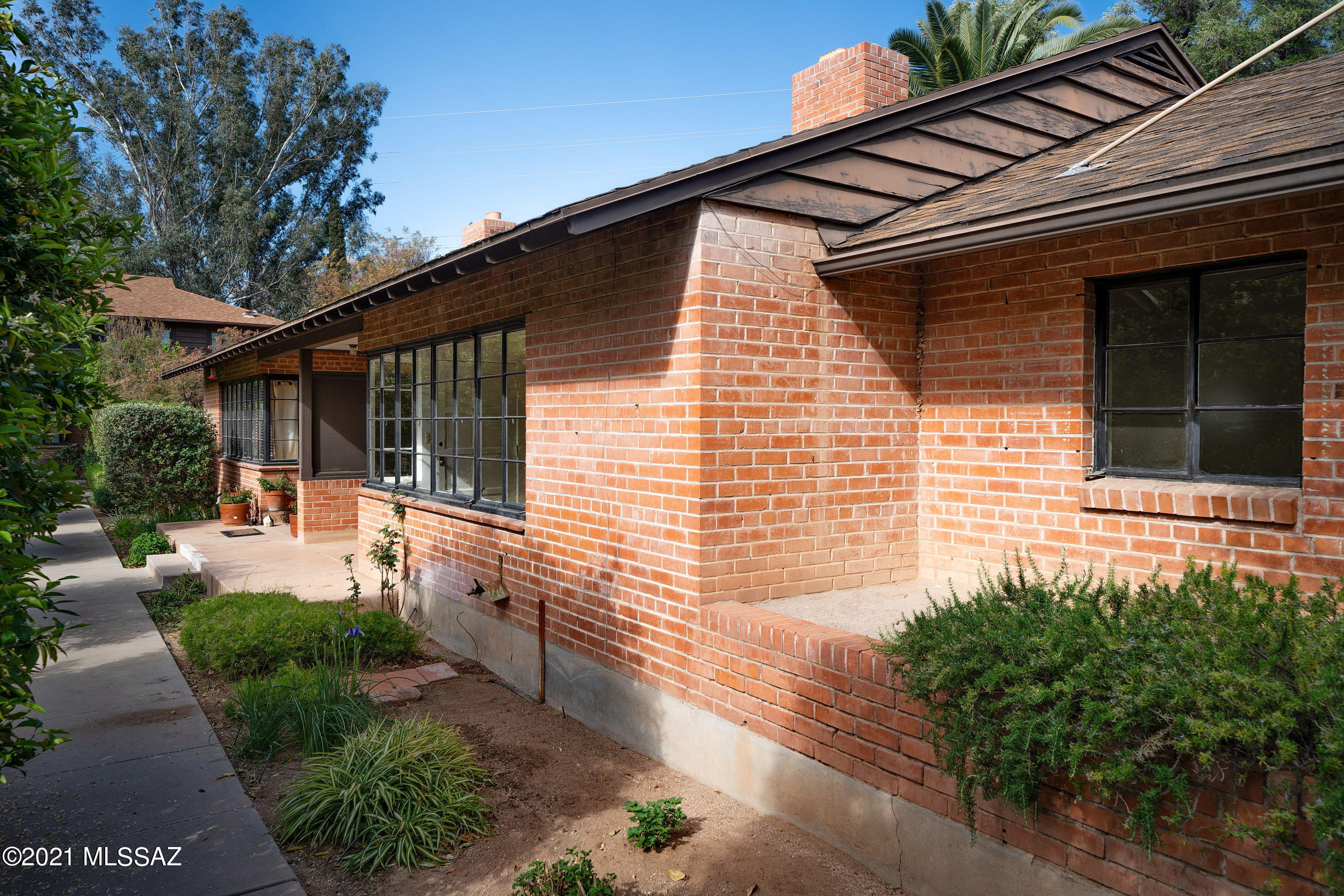 Randolph House (34-63) - Residential