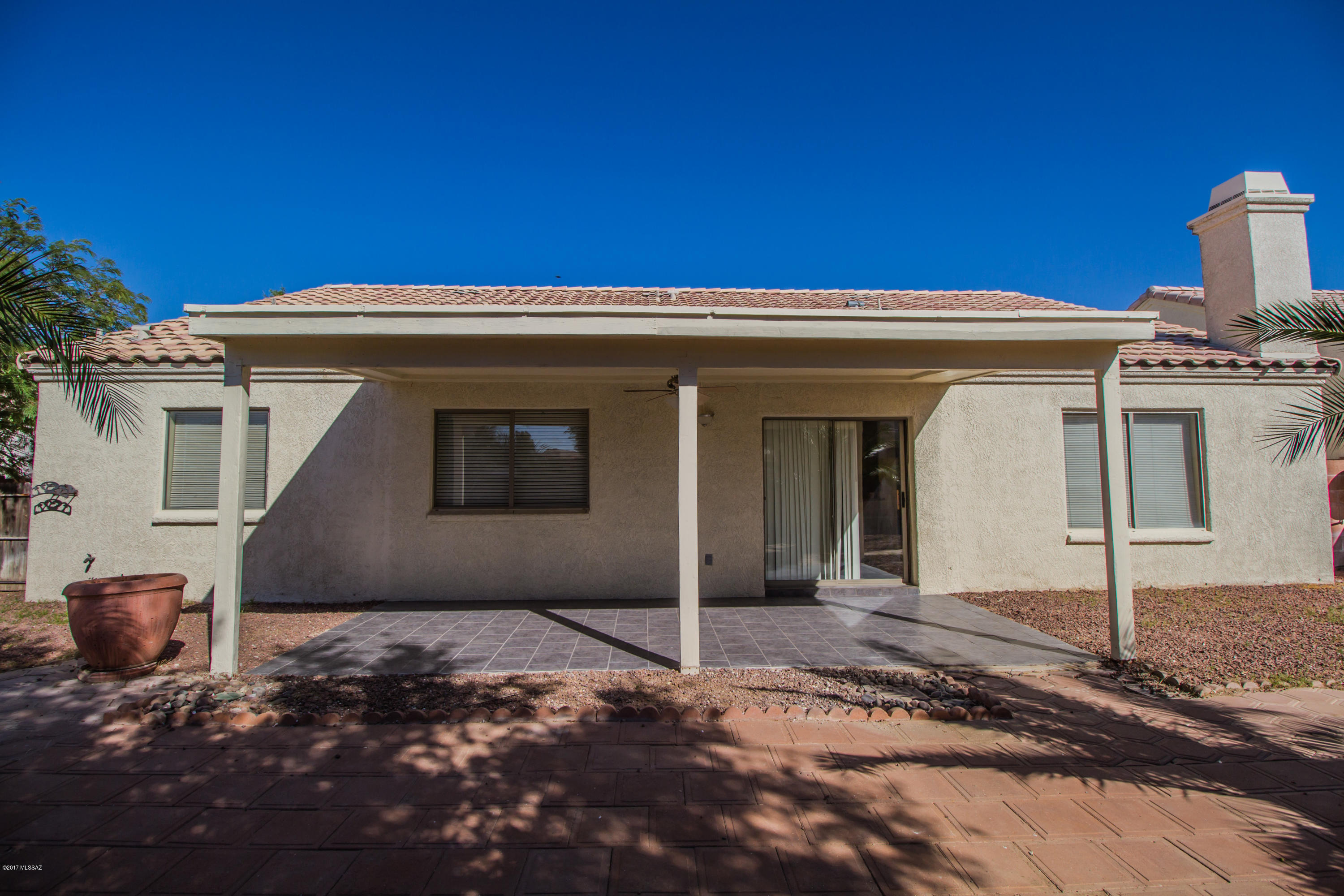Las Lindas(1-76) - Residential