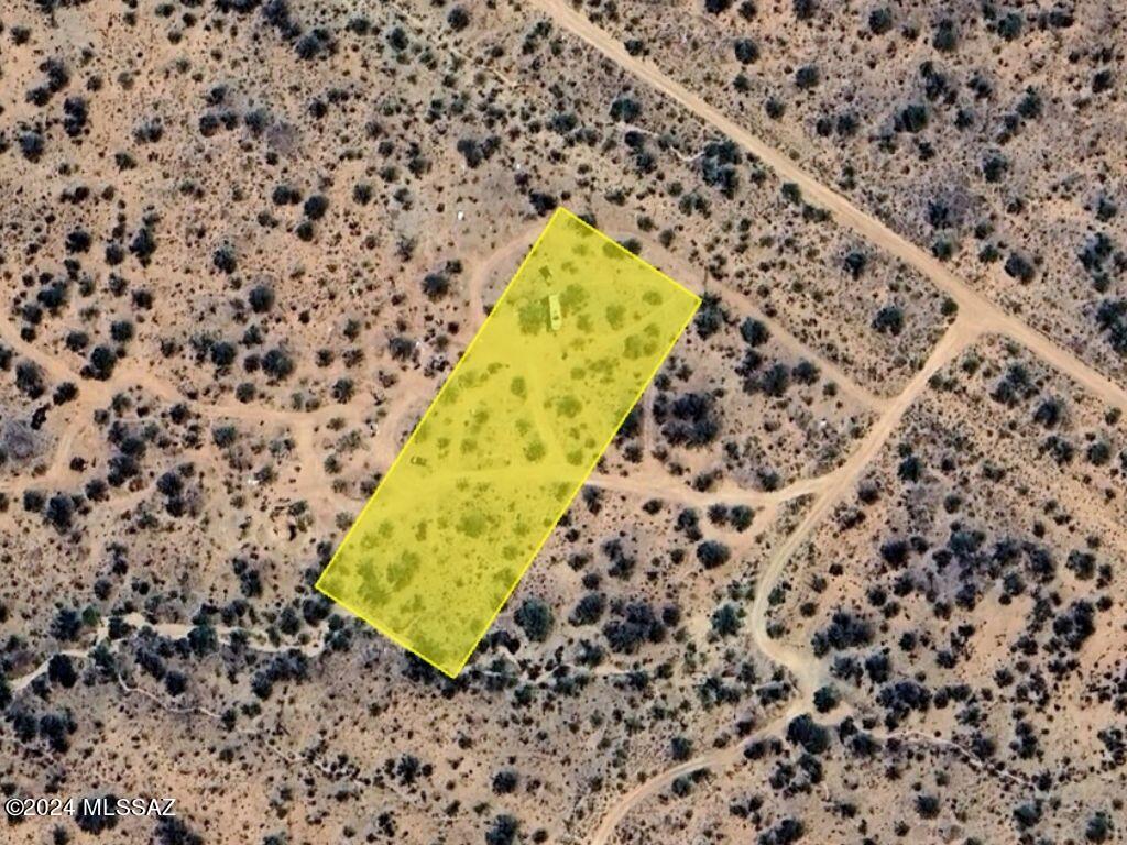Spacious 1.2 Desert Lot in Diamond Bell Ranch. This is an excellent opportunity to own a piece of Arizona's iconic desert landscape, perfect for those looking to build their dream home or invest in land. Don't miss out on the potential of this beautiful desert lot!