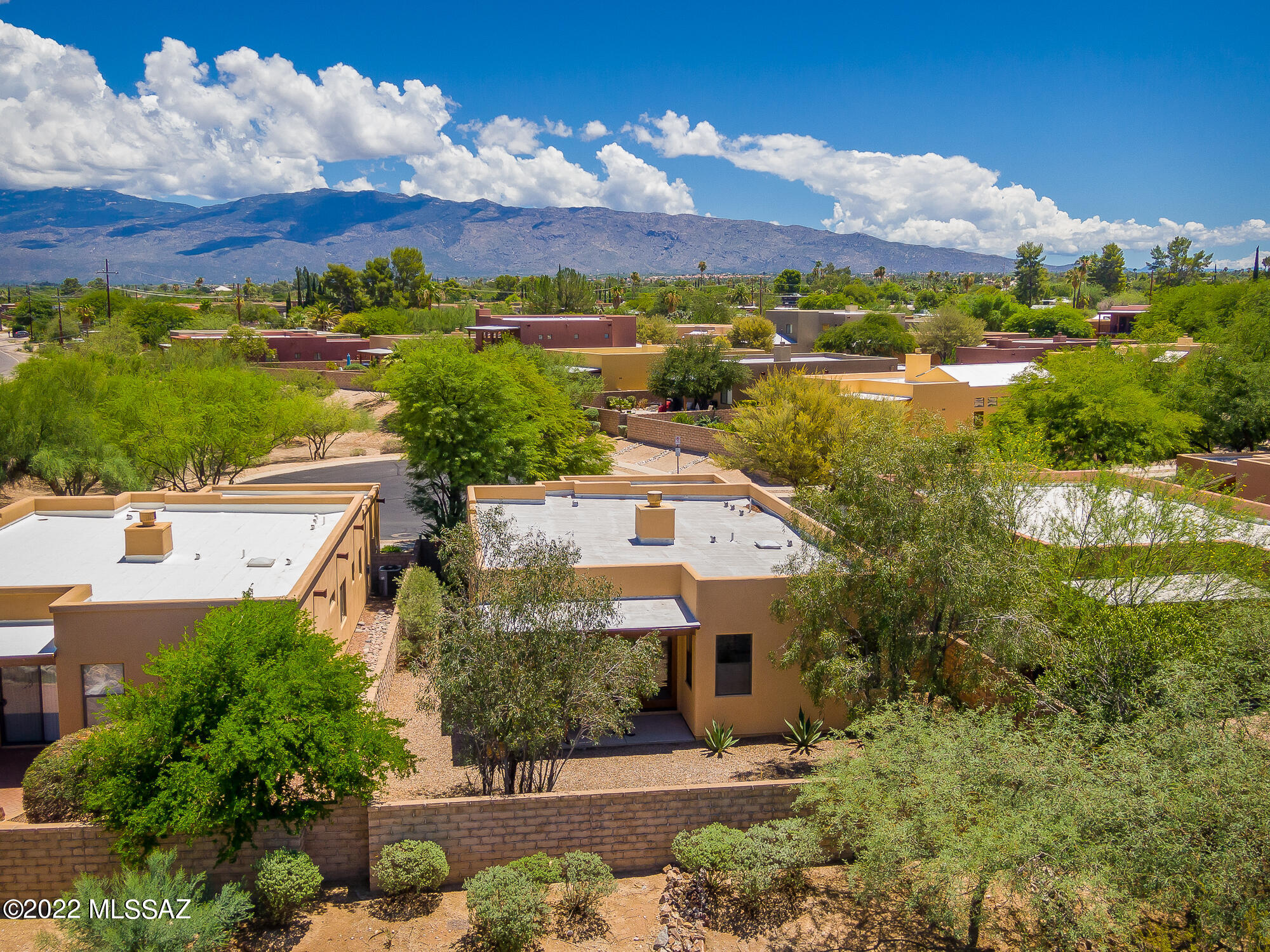 Barrio Solana (1-42) - Residential