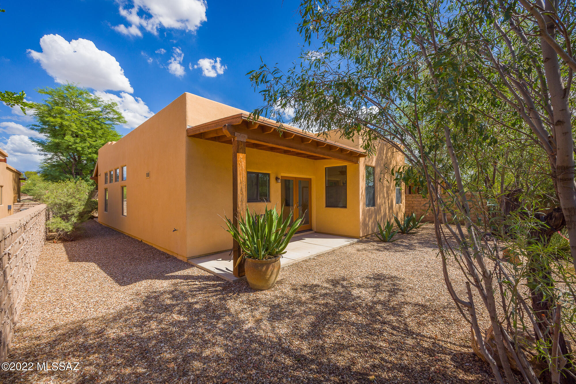Barrio Solana (1-42) - Residential