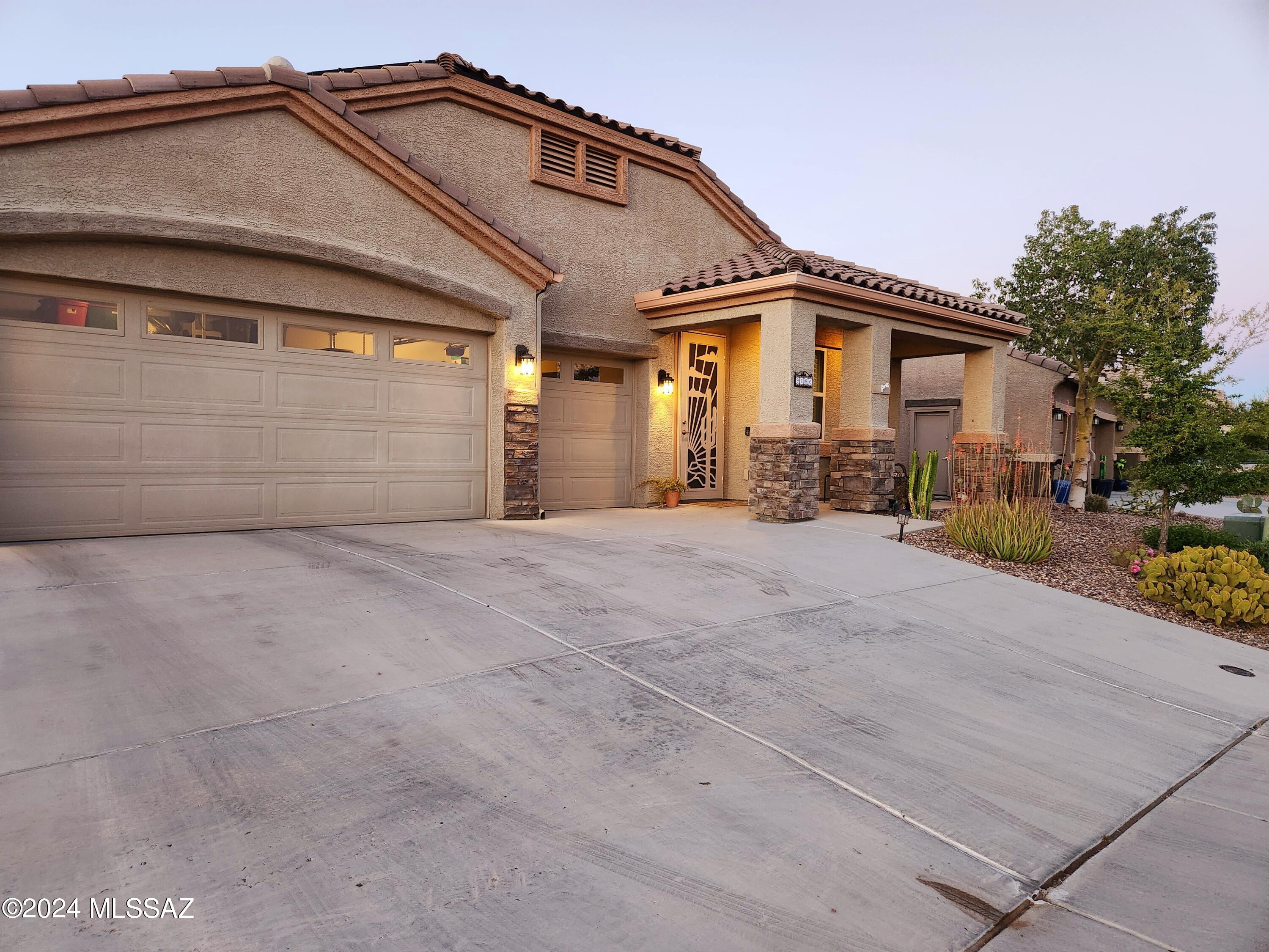 Saguaro Bloom Block 3 - Residential