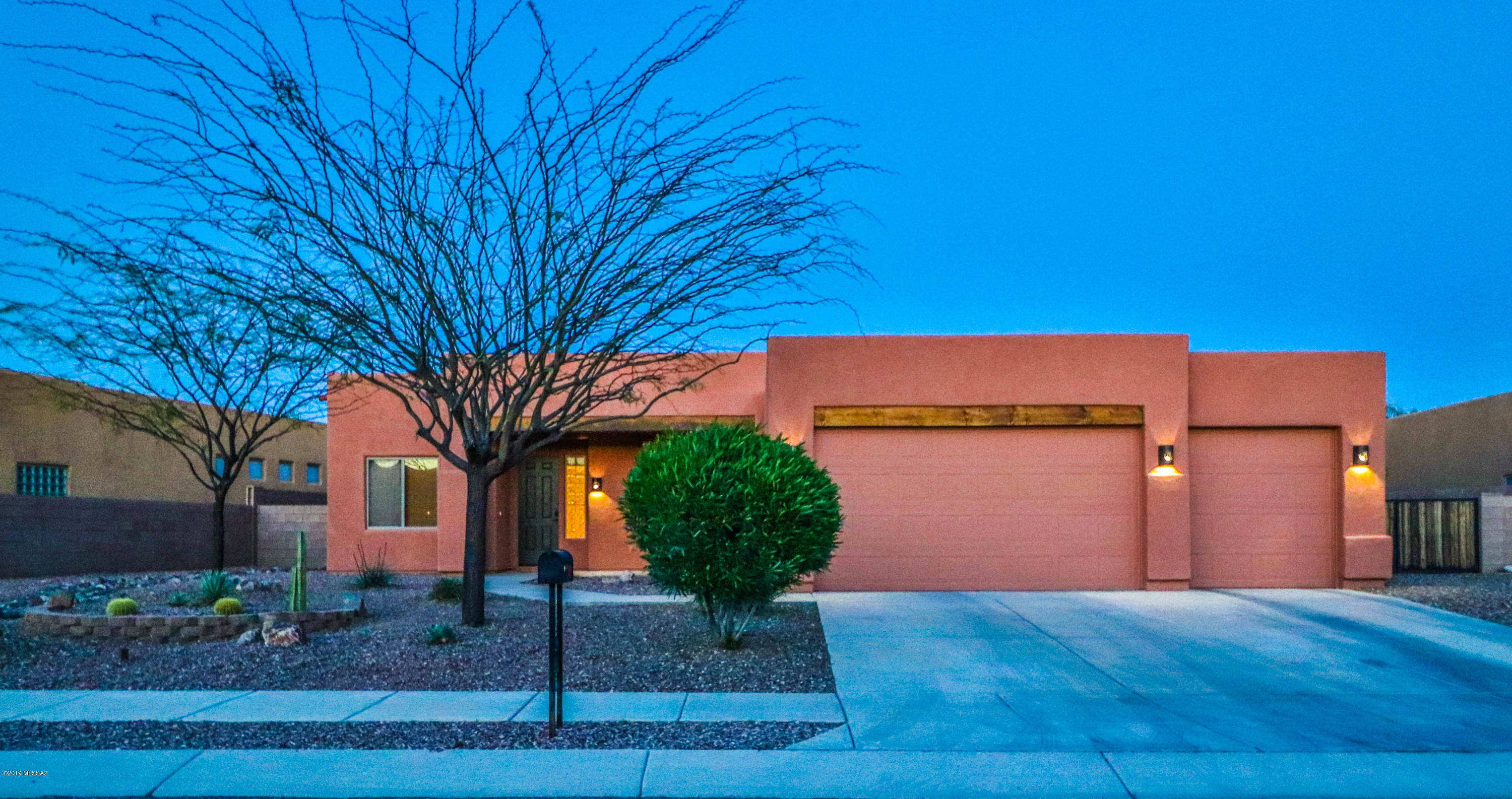 Bluffs at Dove Mountain Phase II - Residential