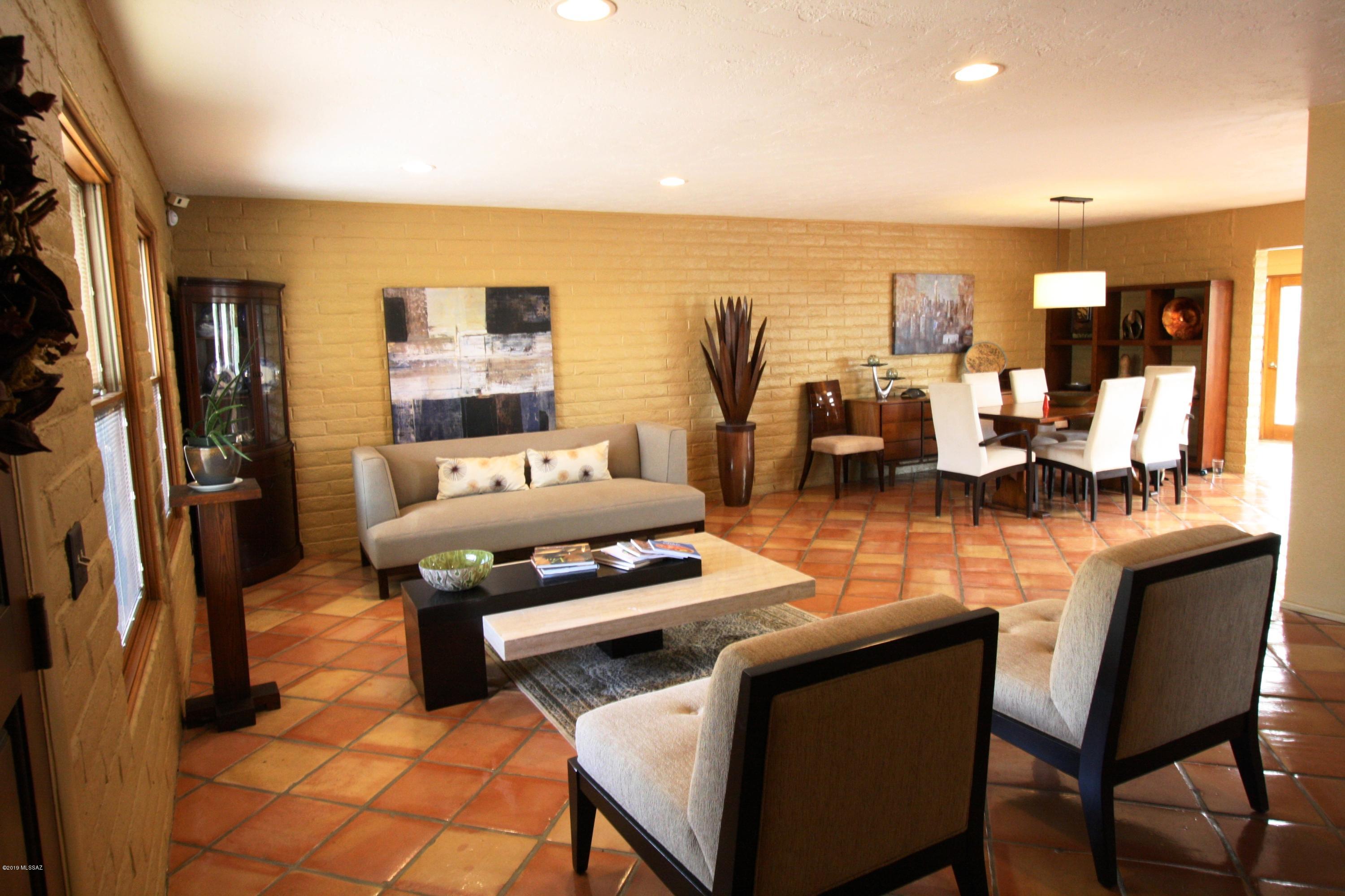 The Foothills Clusters (373-569) - Residential Lease
