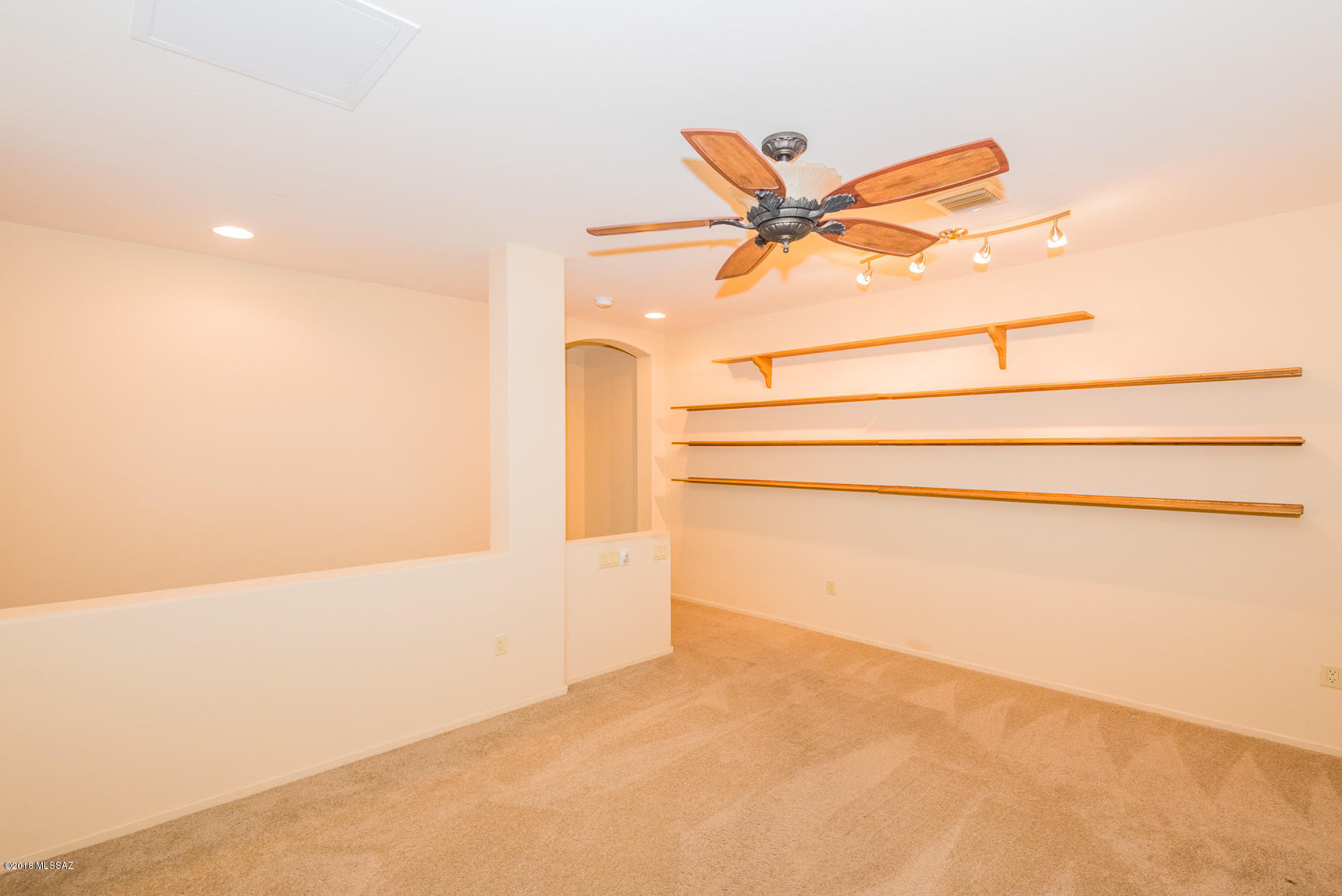 Oasis Harrison - Residential