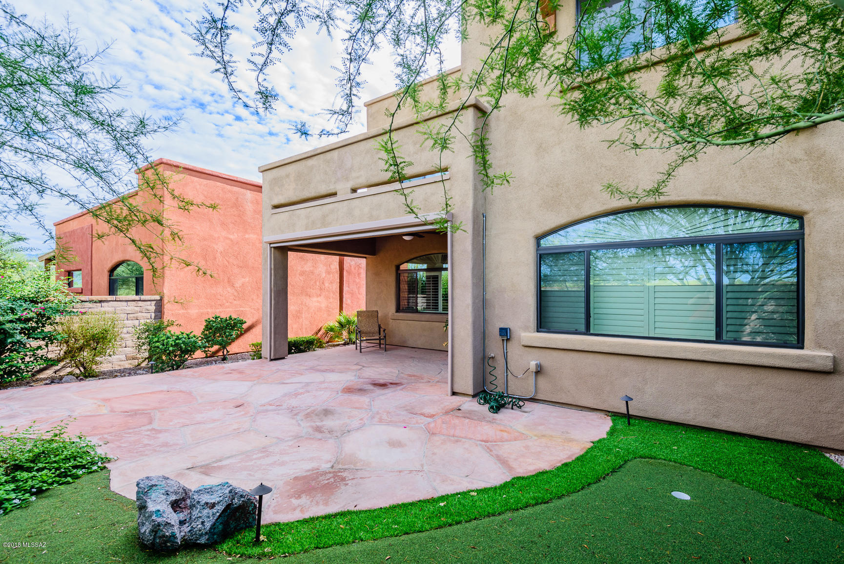 Oasis Harrison - Residential
