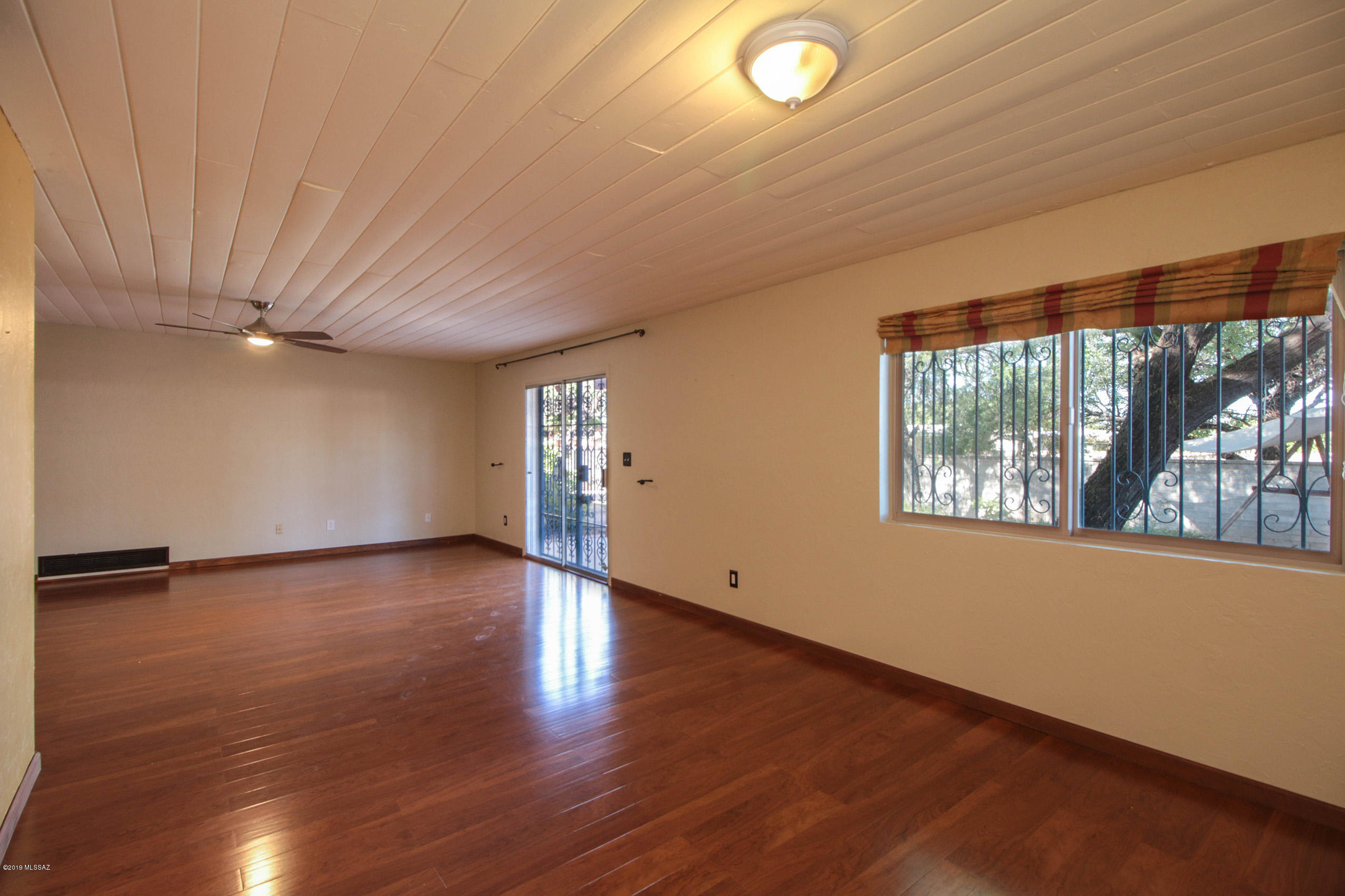 Tanque Verde Heights (1-36) - Residential Lease