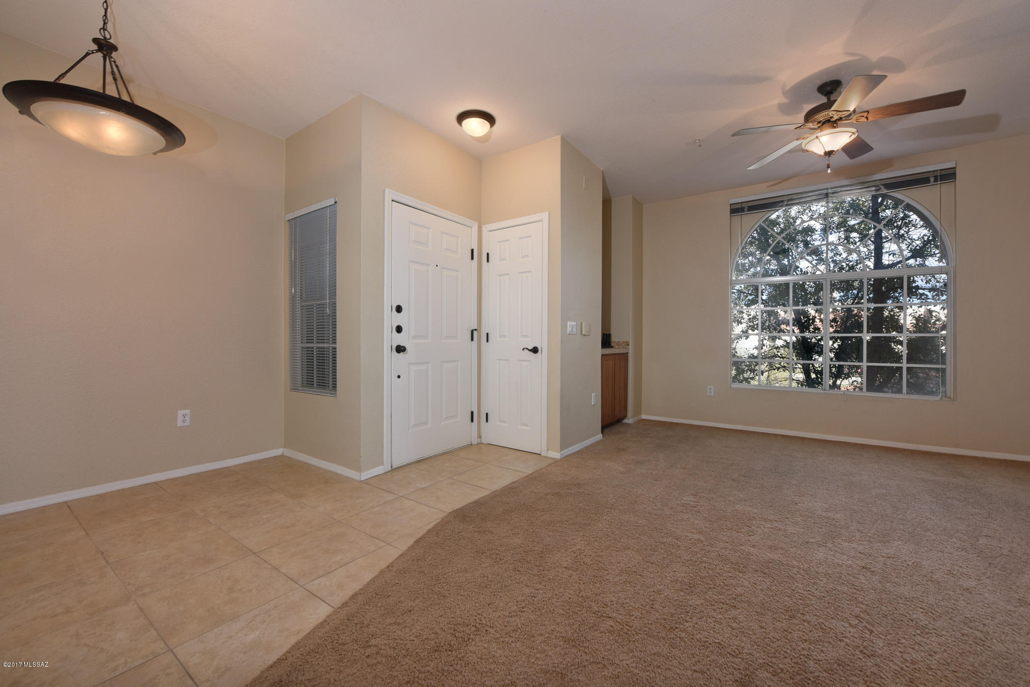 The Boulders at La Reserve Condominiums - Residential