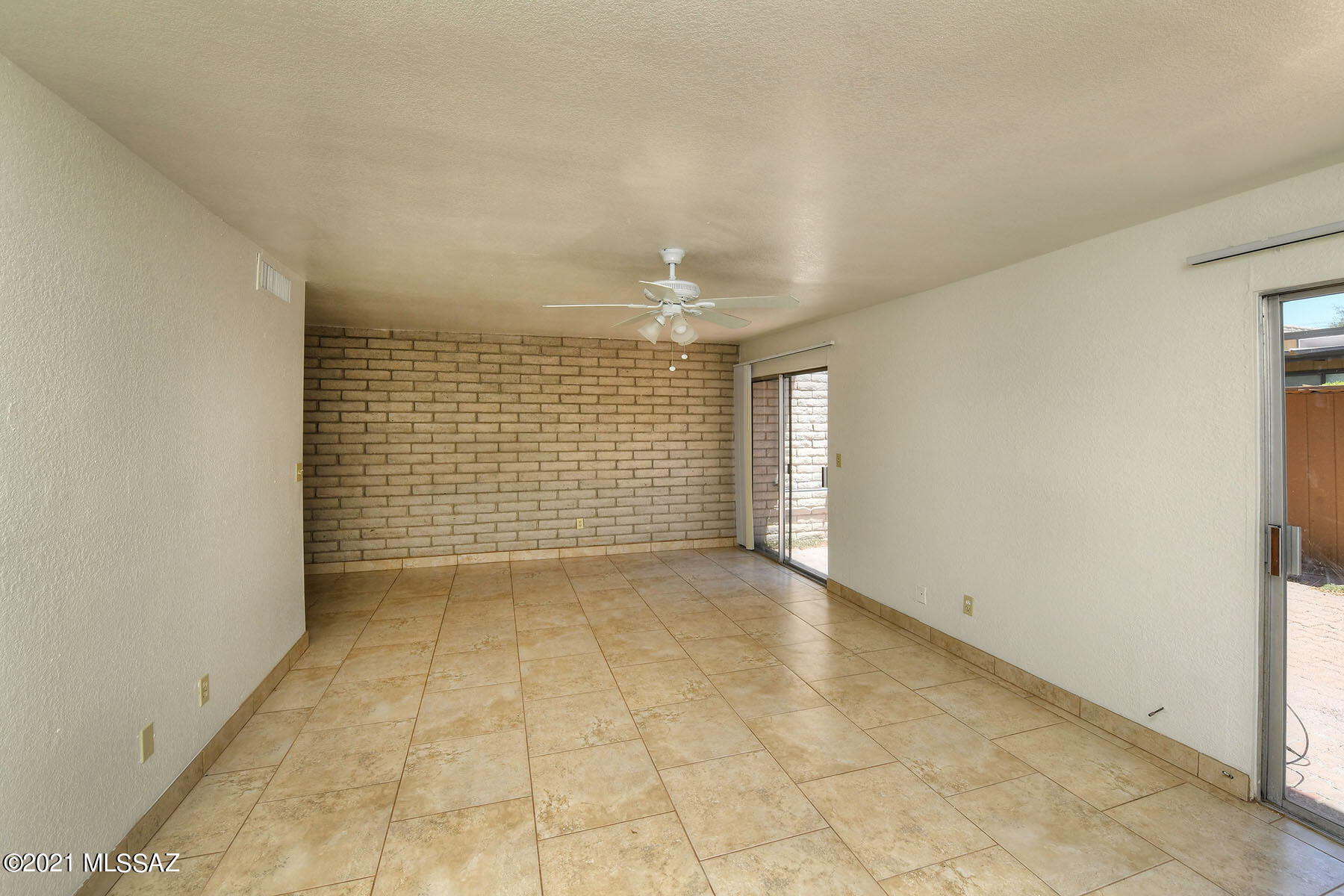 Orchard River (1-138) - Residential Lease