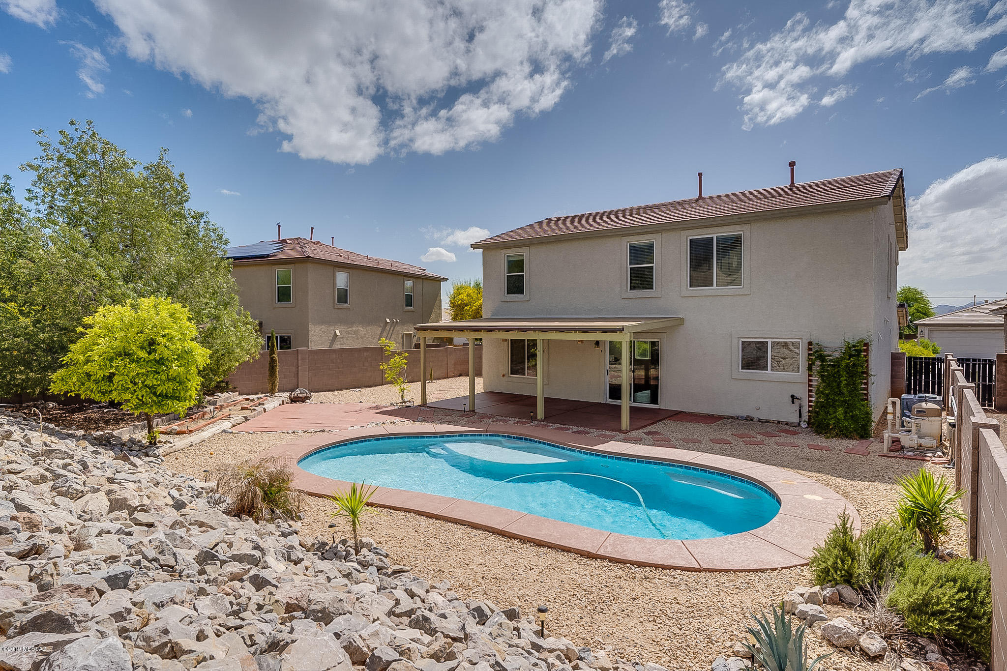 Black Horse (1-411) - Residential