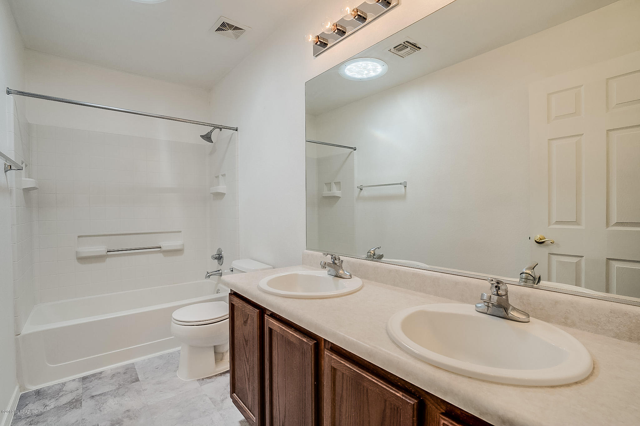 Black Horse (1-411) - Residential