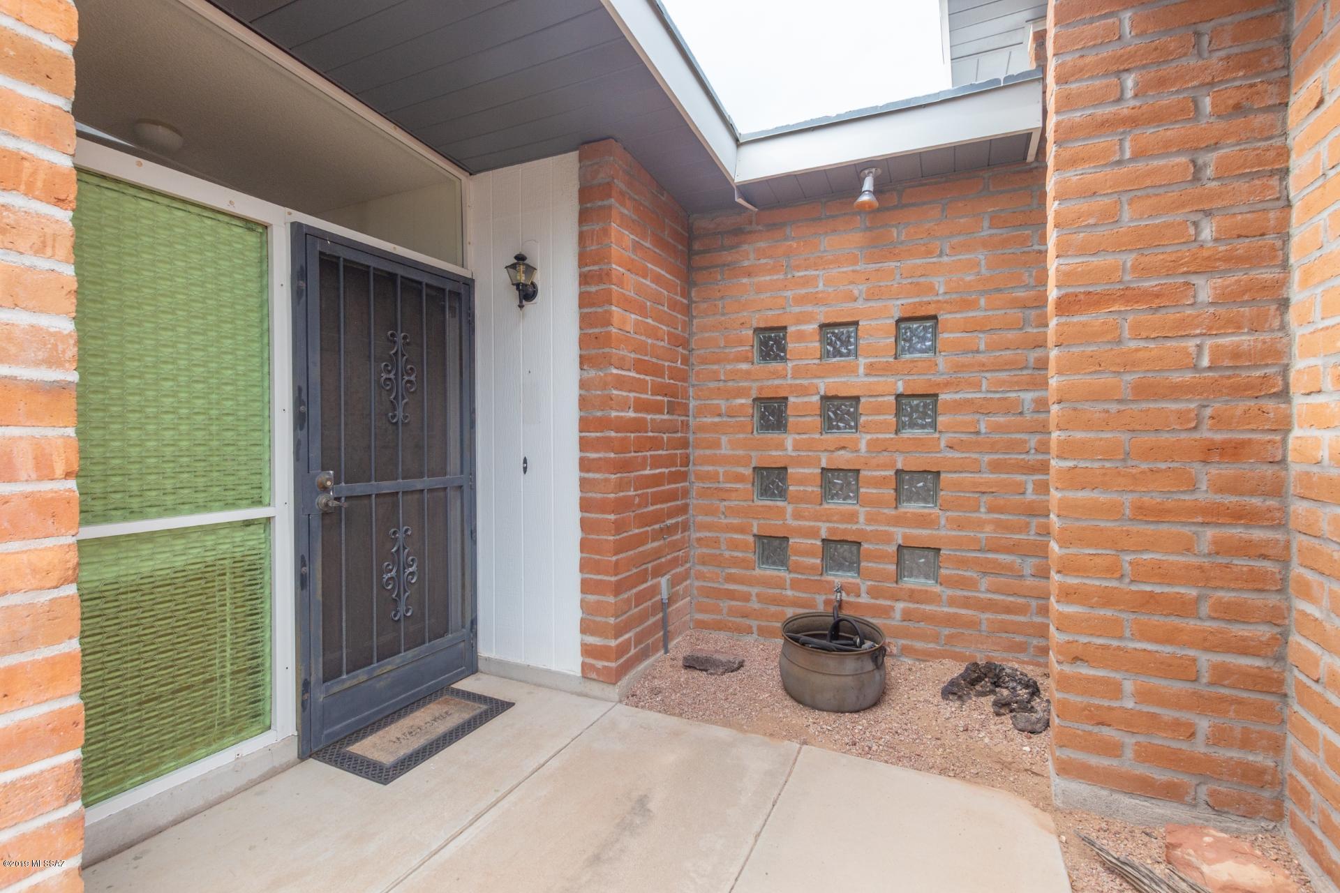 Casas Adobes West (1-220) - Residential