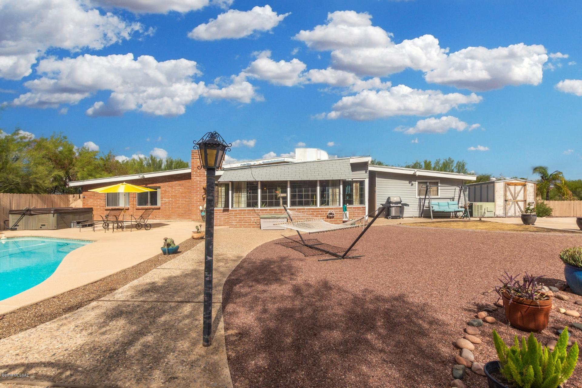 Casas Adobes West (1-220) - Residential