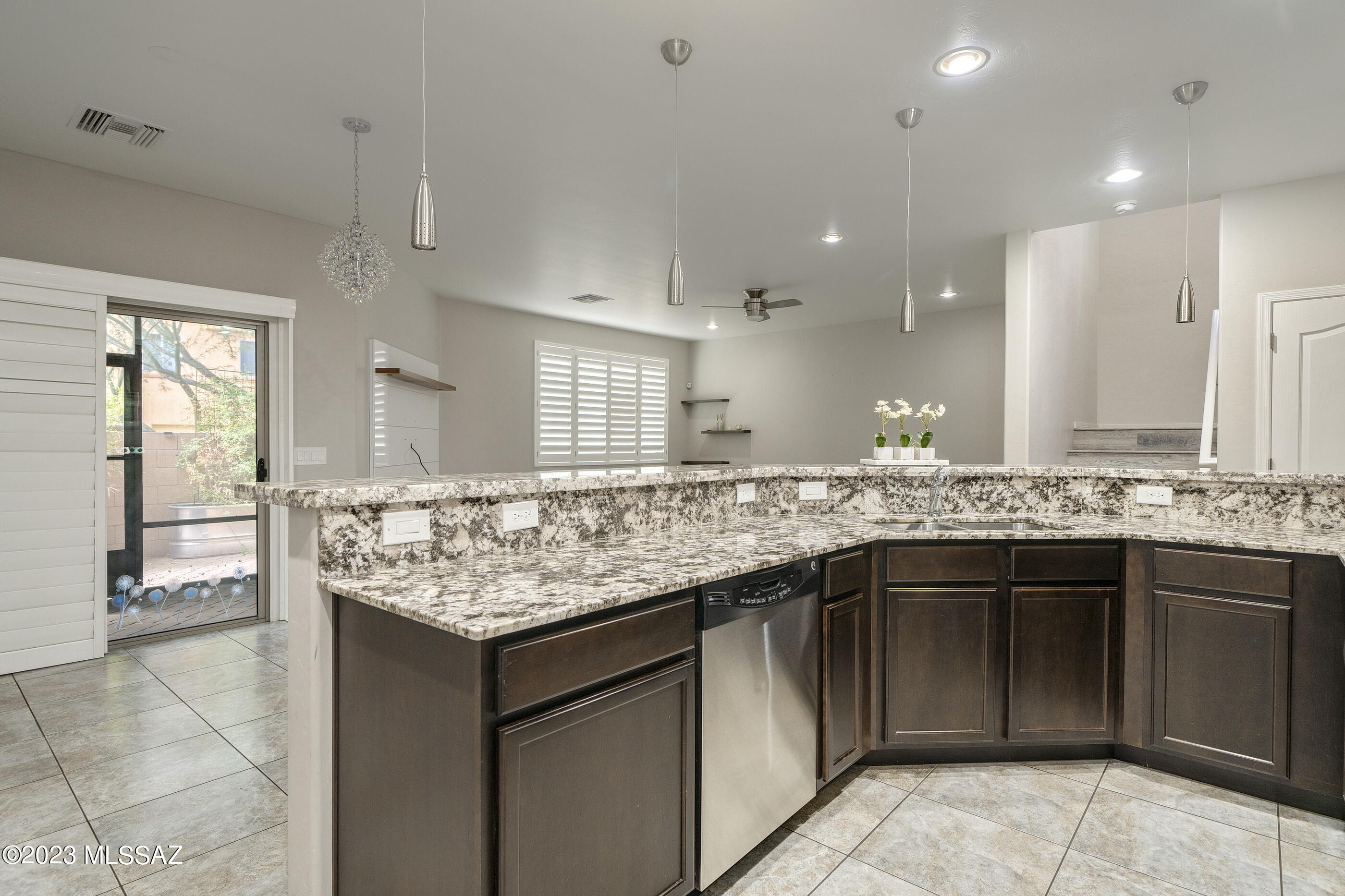 River Walk (1-140) - Residential
