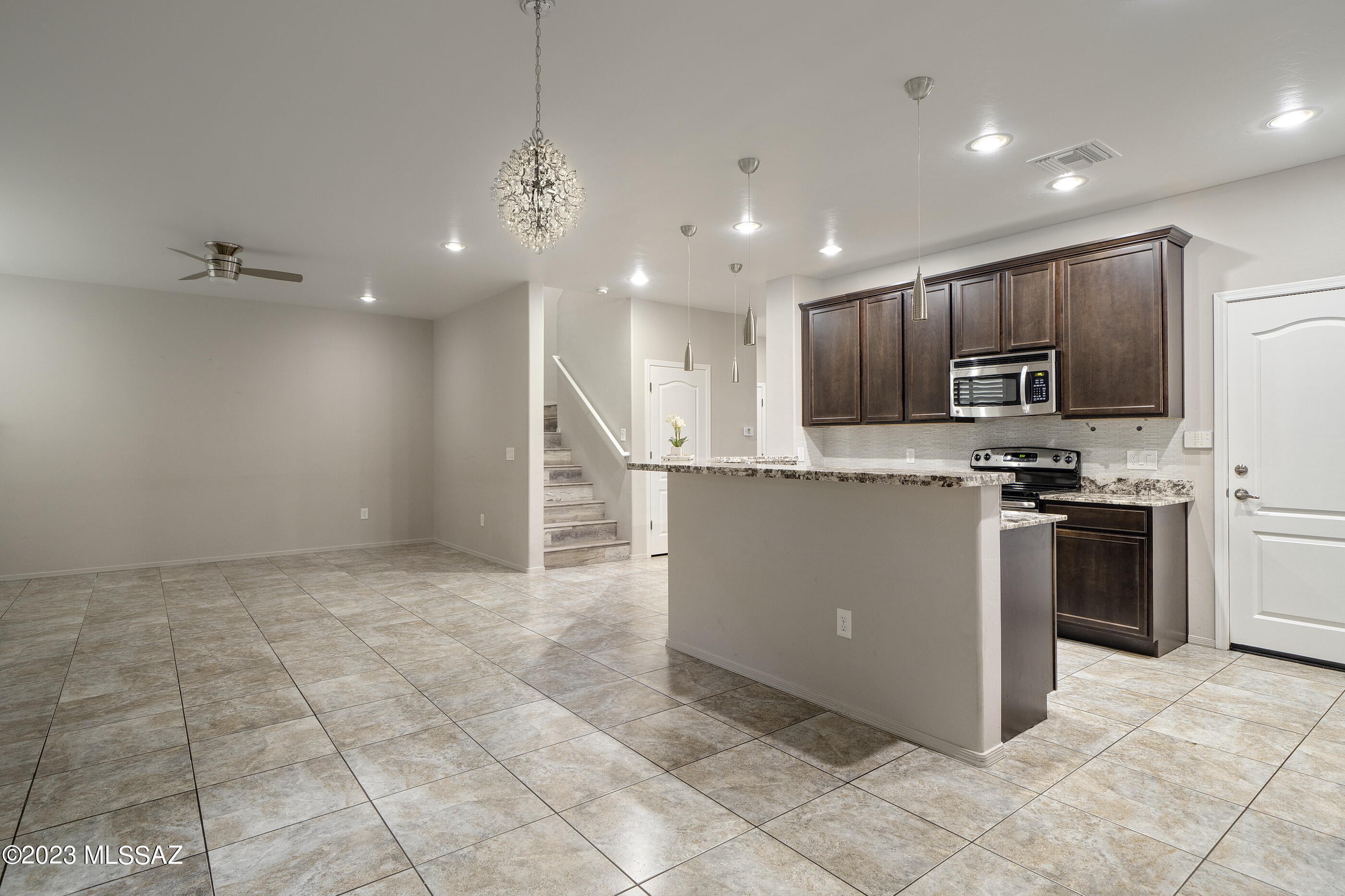 River Walk (1-140) - Residential