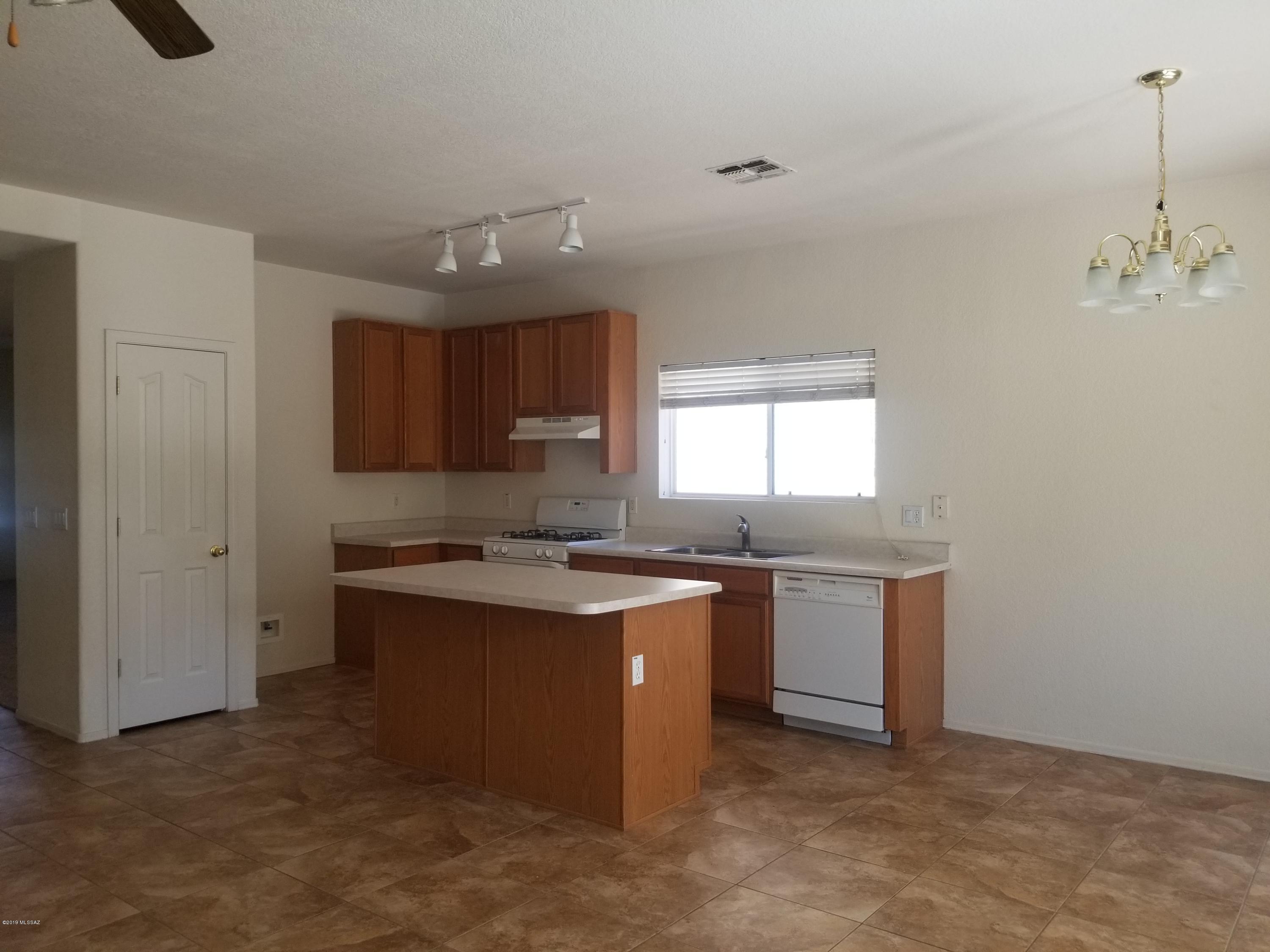 Mesquite Ranch (1-619) - Residential Lease