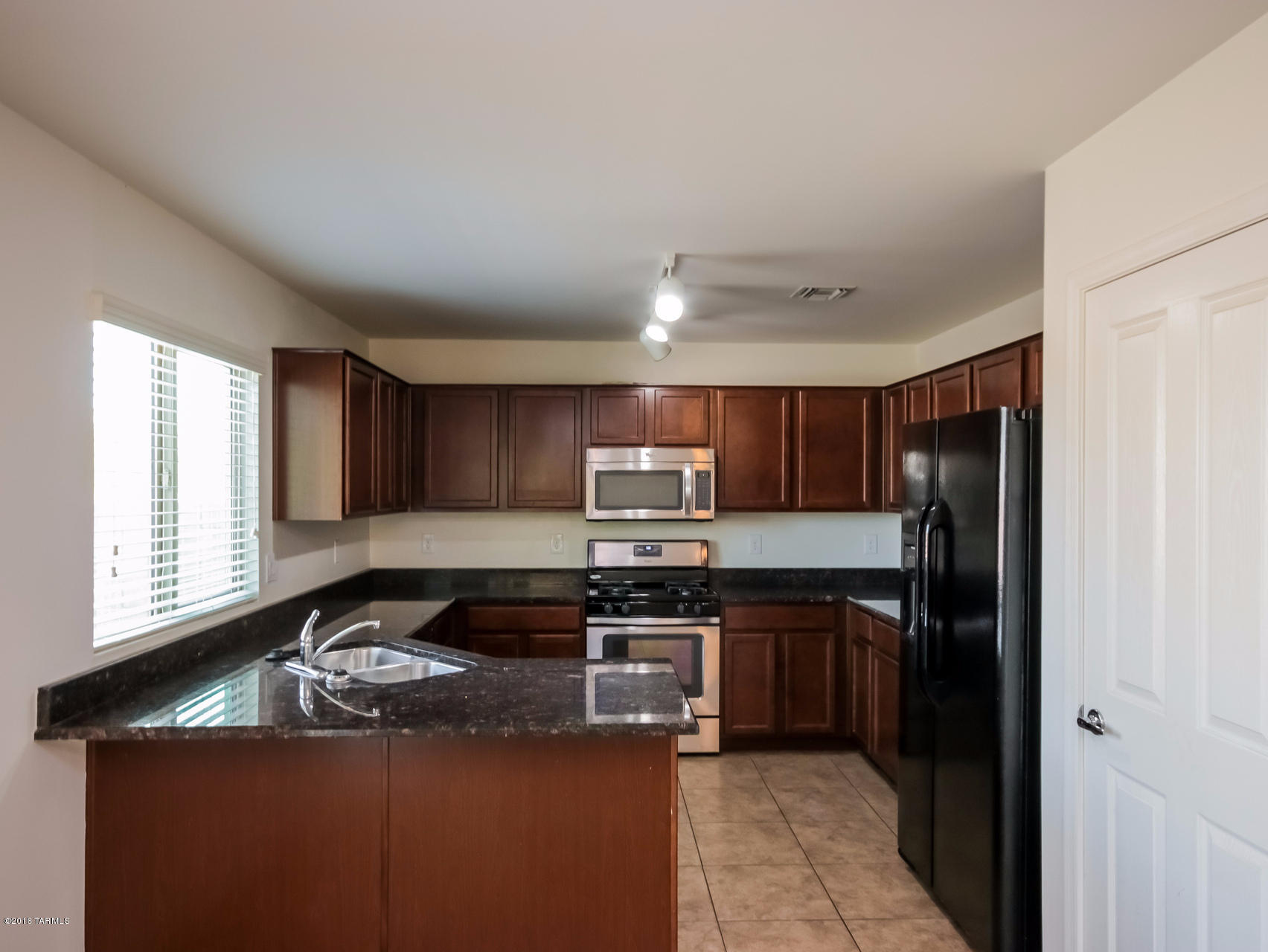Los Arroyos Del Este Resub - Residential Lease
