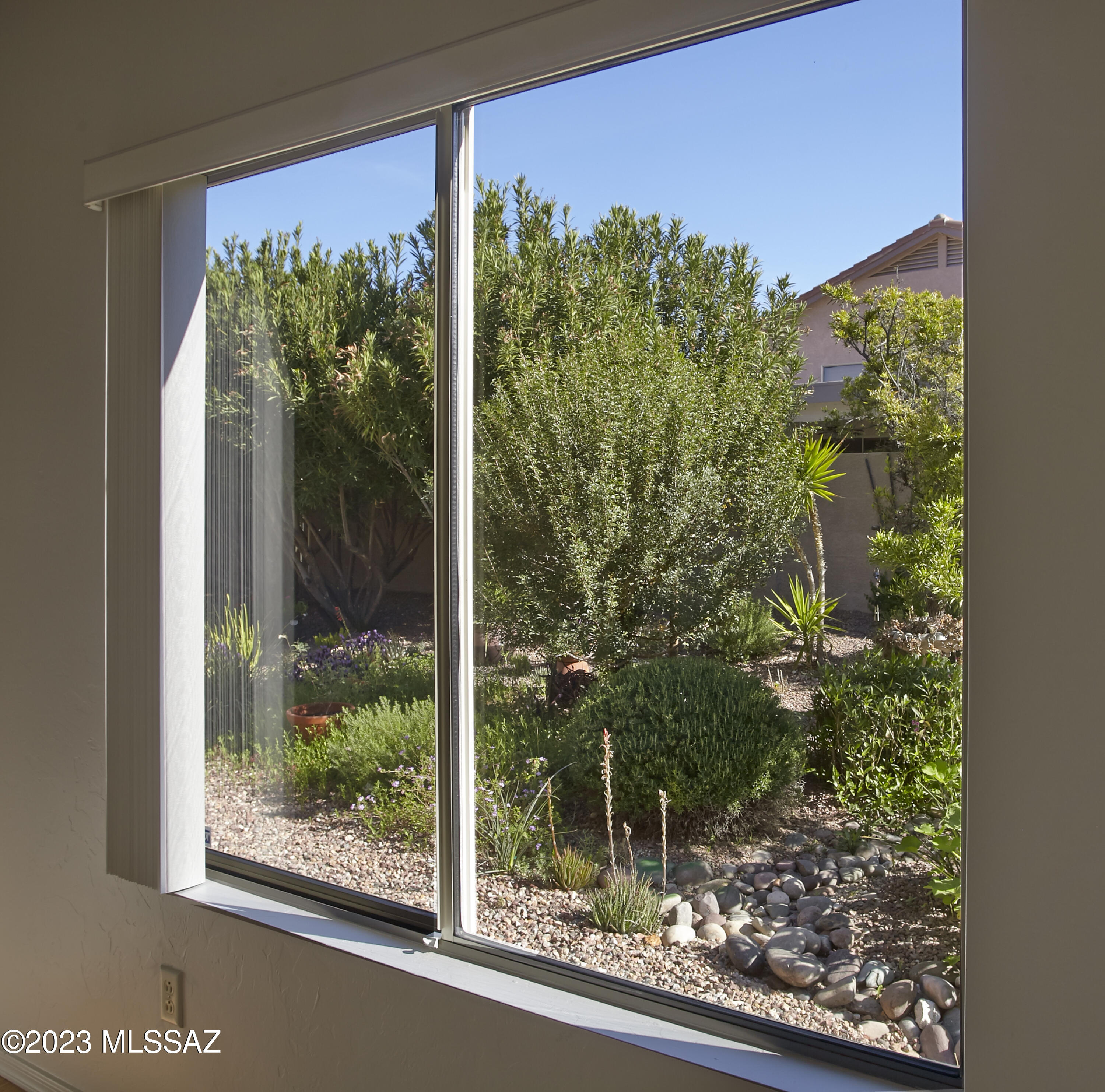 Shadows @ Sabino (1-103) - Residential