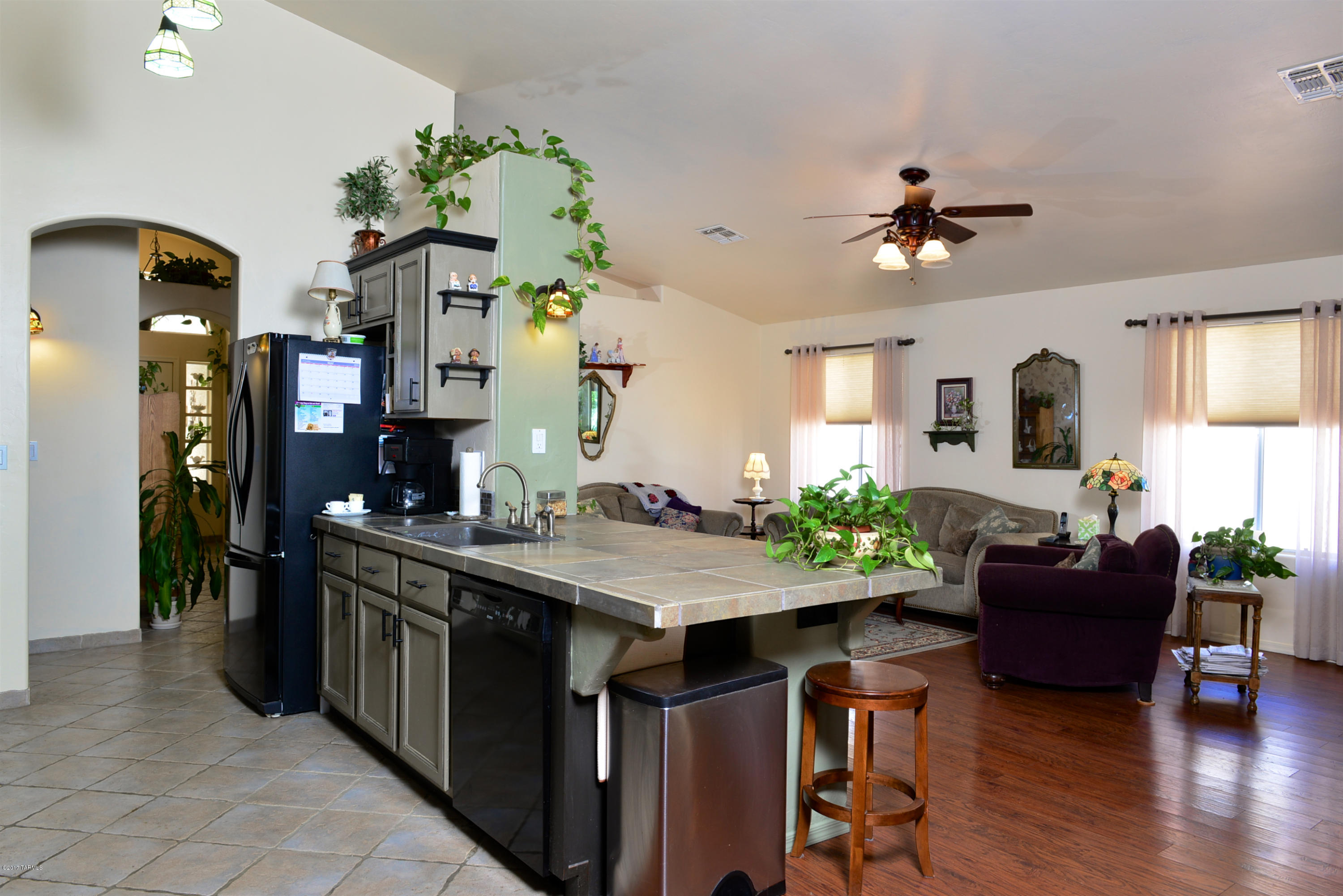 Thornydale Terrace(1-104) - Residential