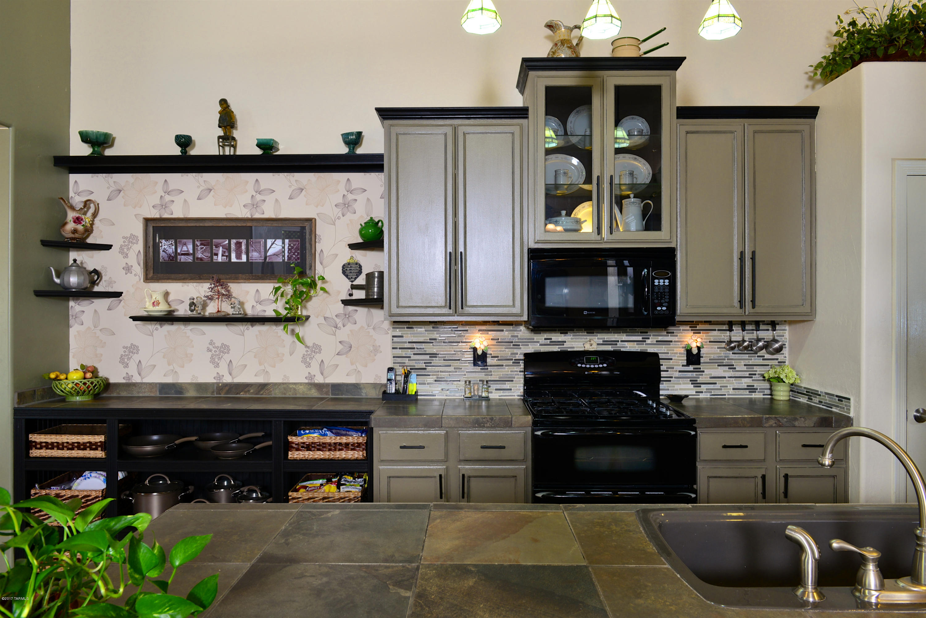 Thornydale Terrace(1-104) - Residential