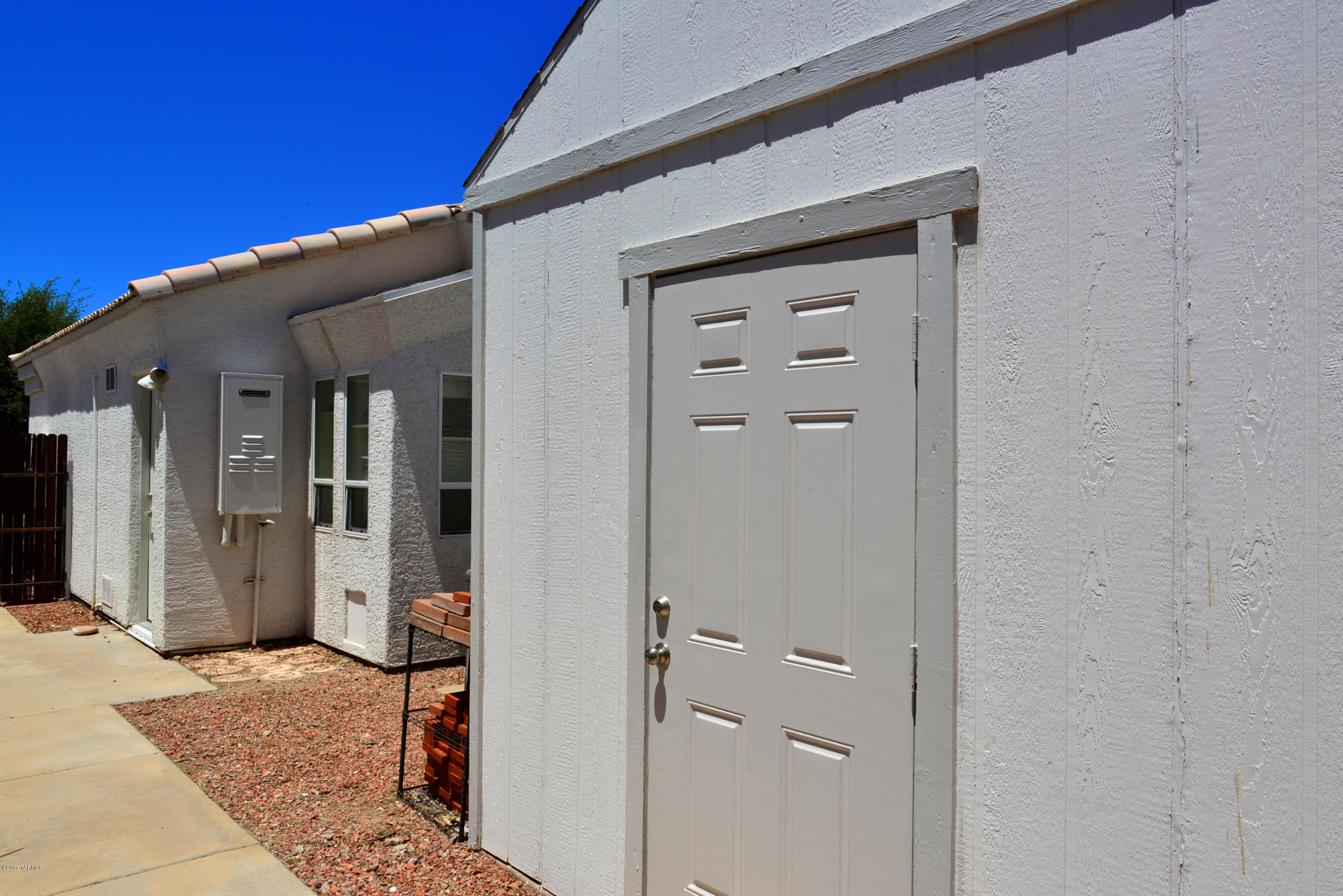 Thornydale Terrace(1-104) - Residential