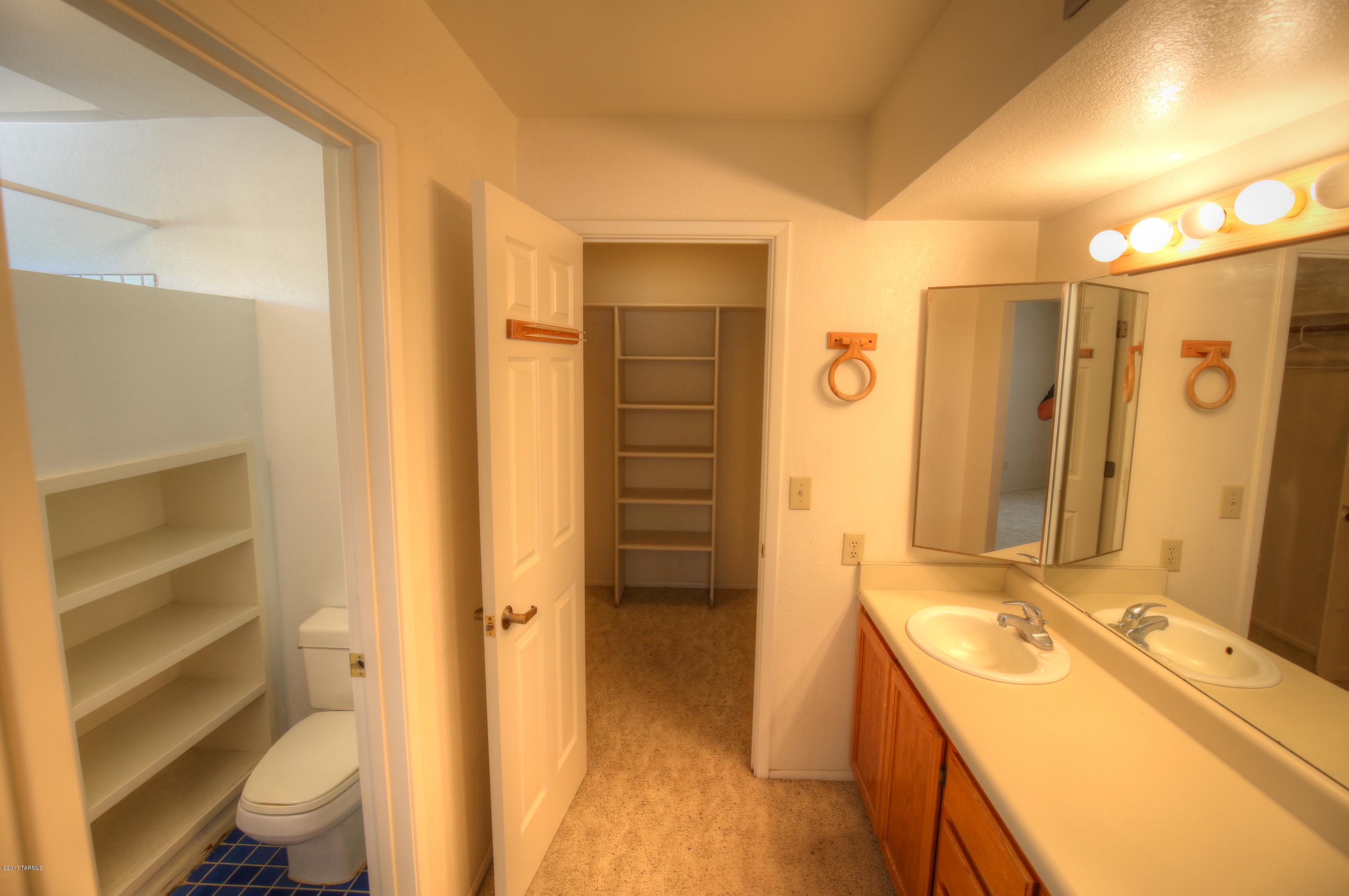 Shadow Hills (1-483) - Residential Lease