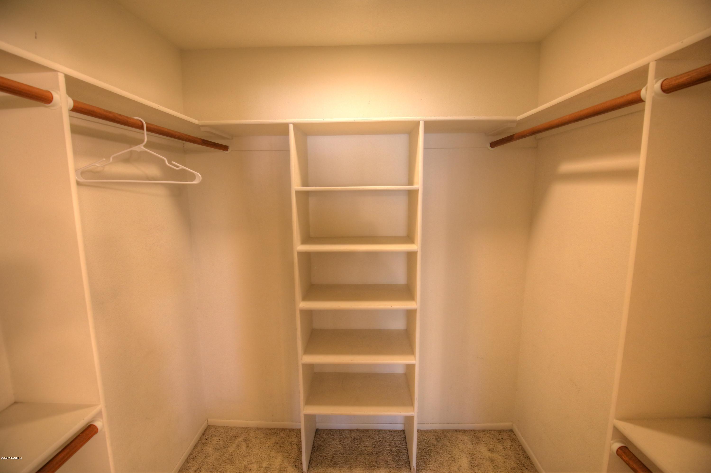 Shadow Hills (1-483) - Residential Lease