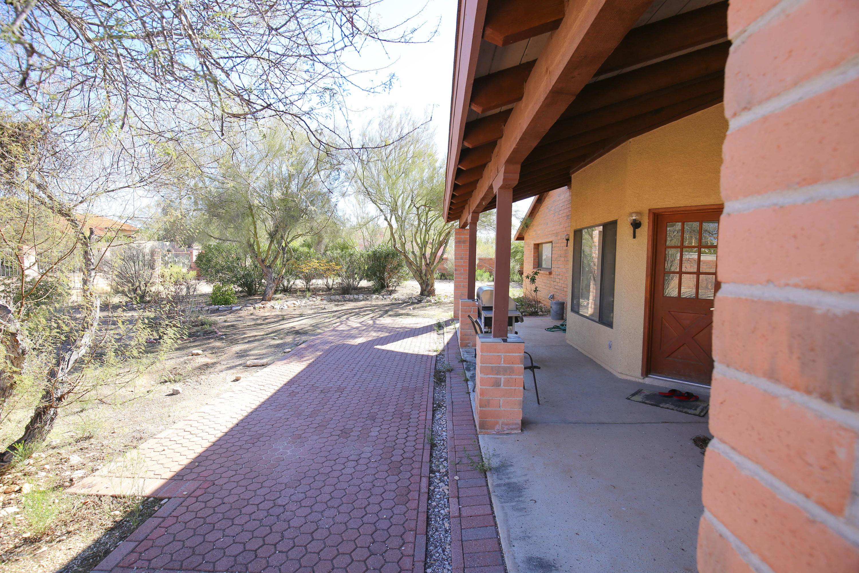 Shadow Hills (1-483) - Residential Lease