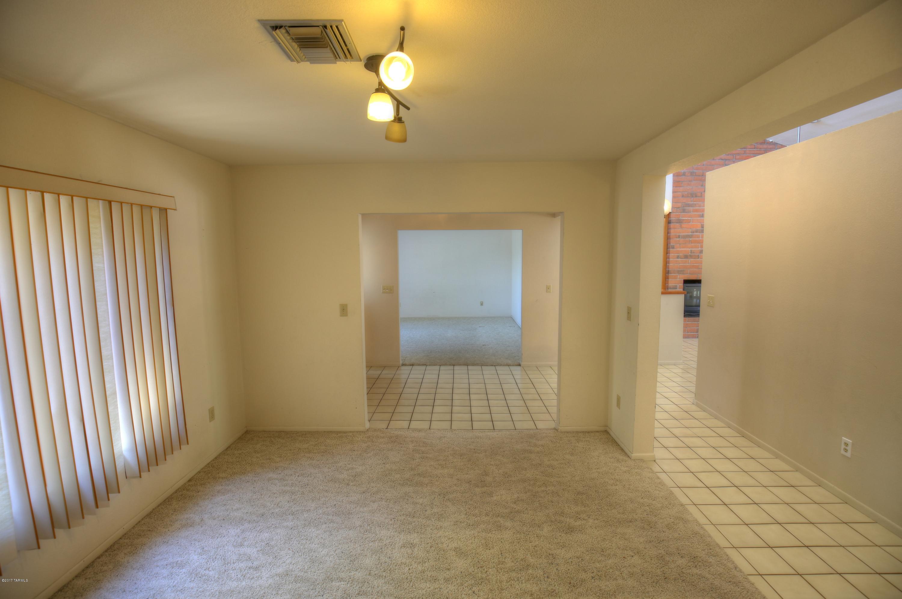 Shadow Hills (1-483) - Residential Lease