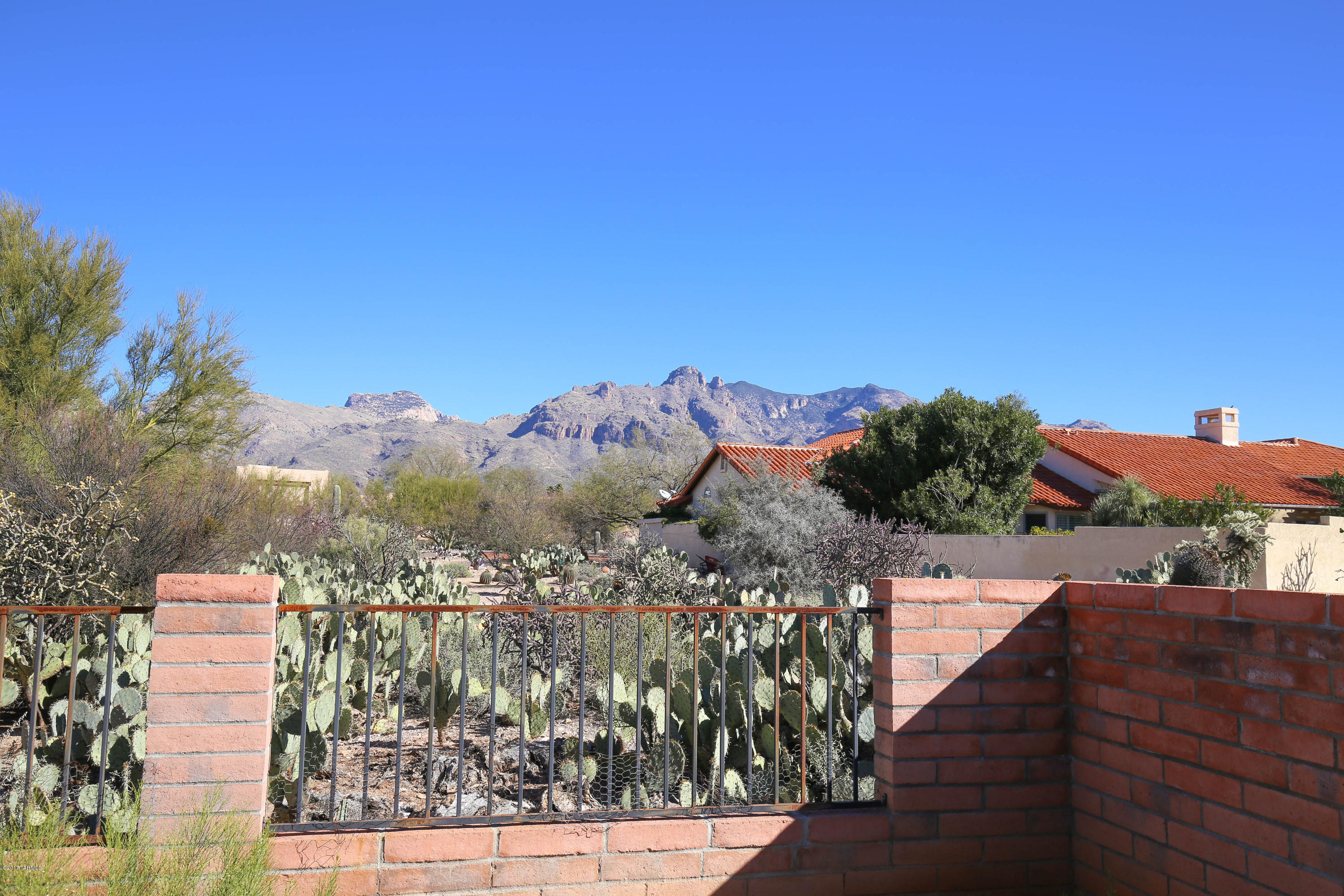 Shadow Hills (1-483) - Residential Lease