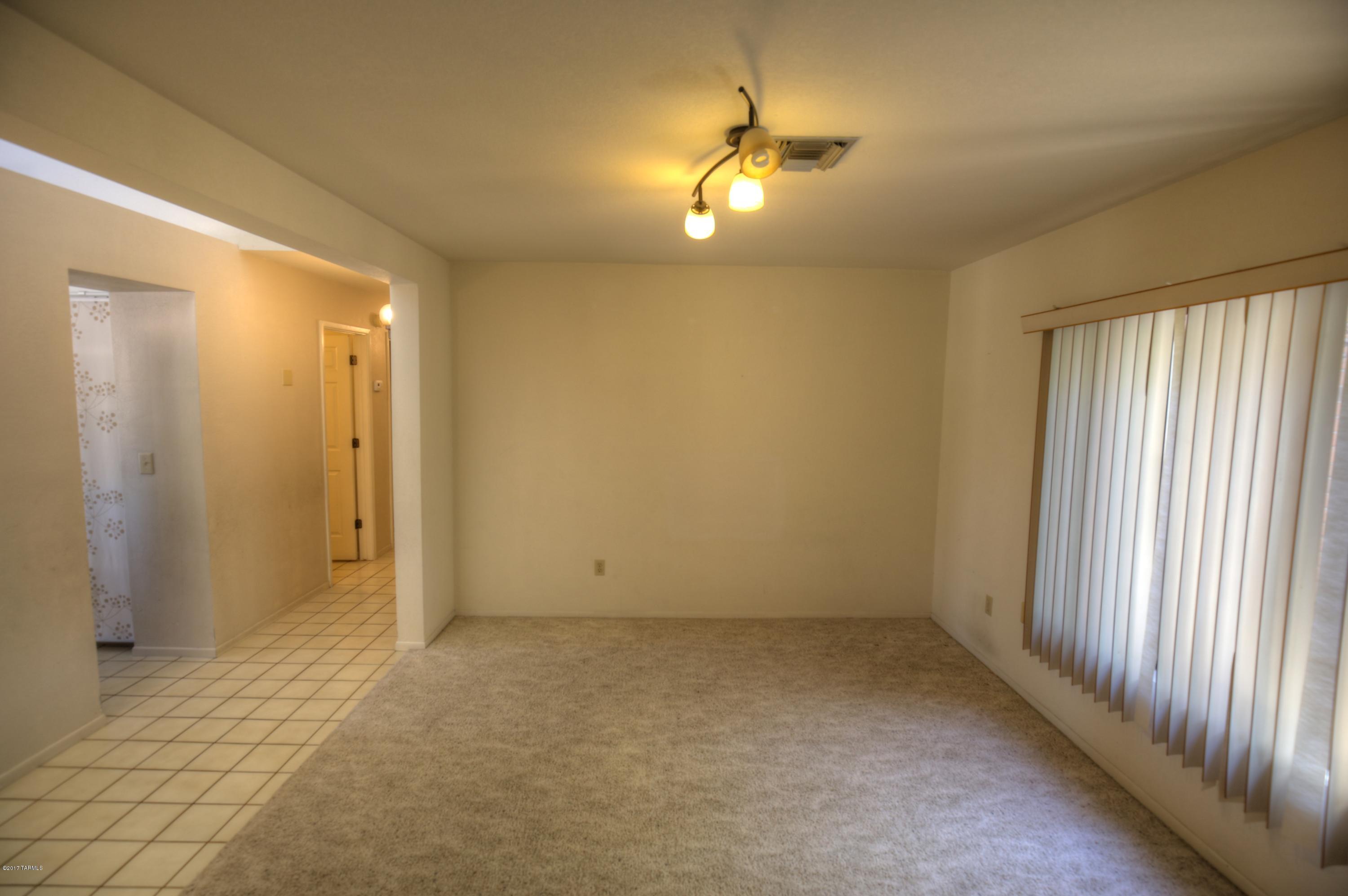 Shadow Hills (1-483) - Residential Lease