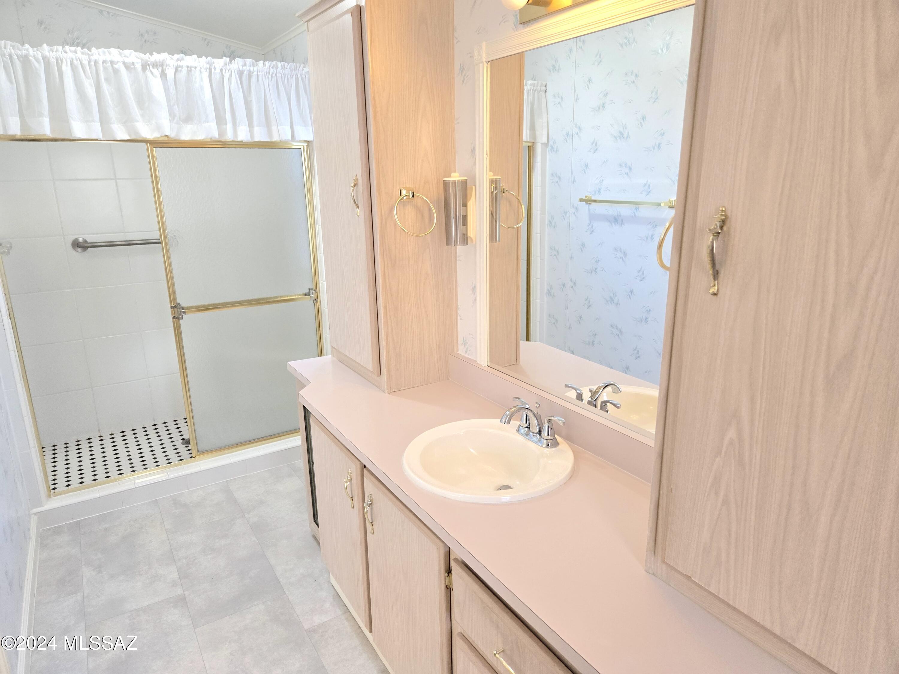 Copper Crest (1-127) - Residential