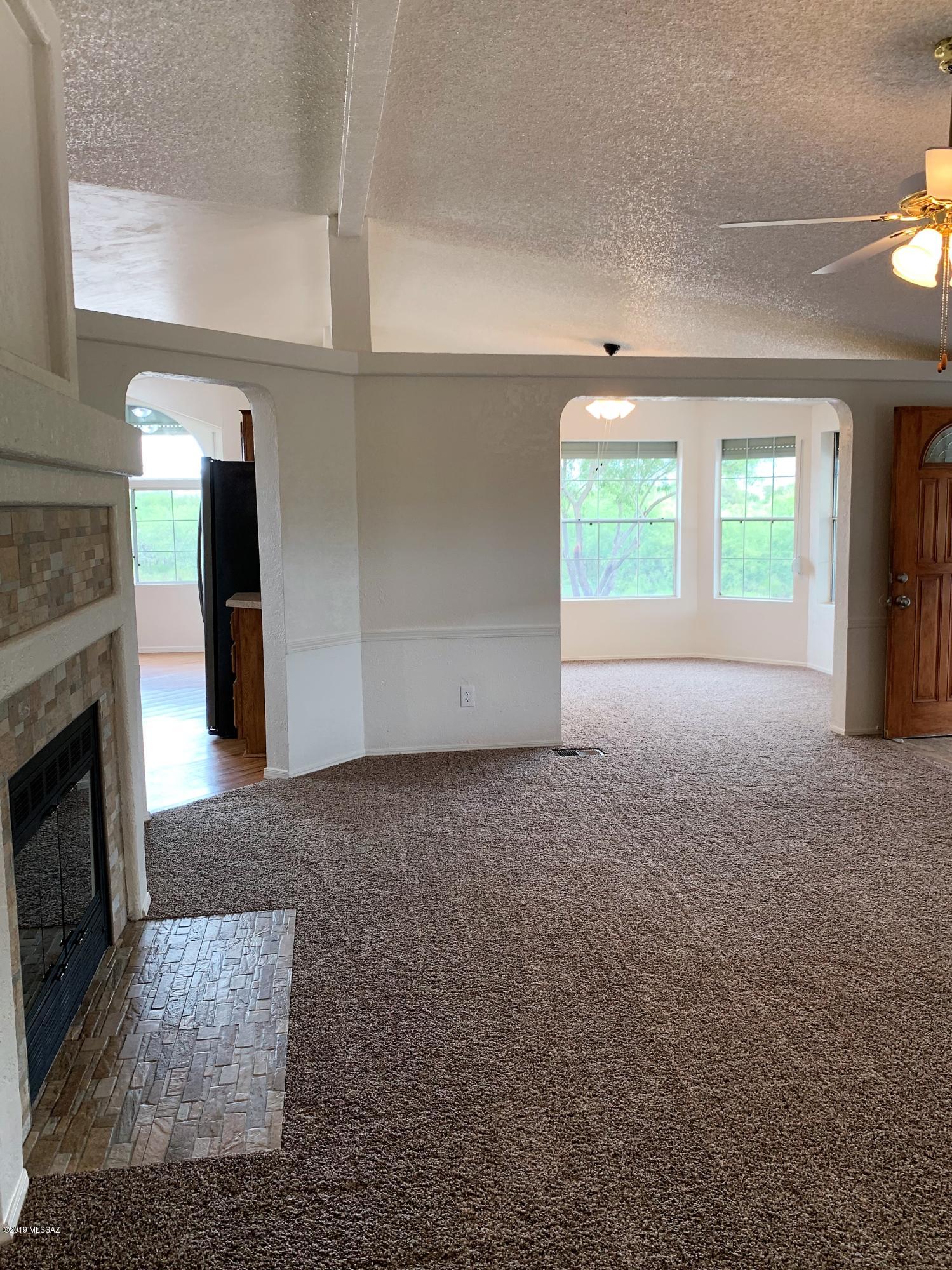 Unsubdivided - Residential Lease